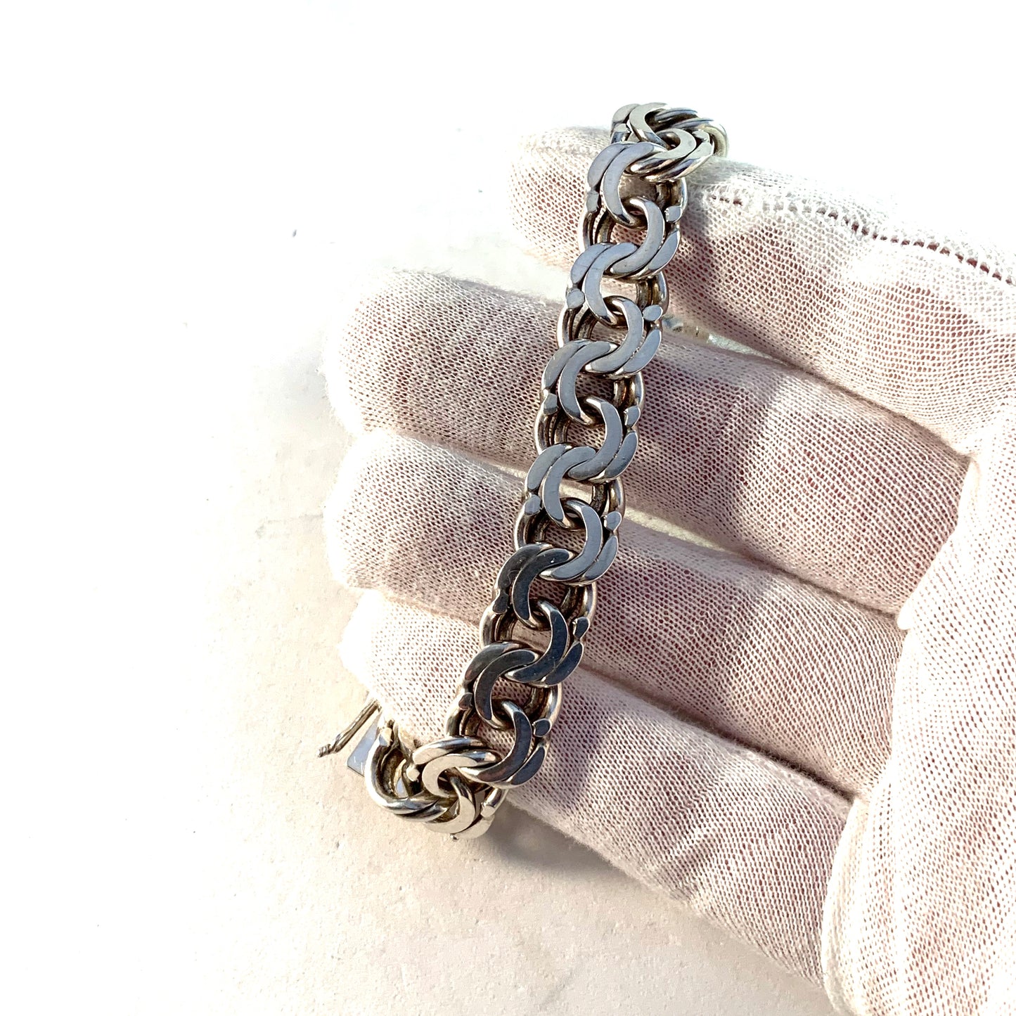 Guld Carlsen, Sweden Vintage Sterling Silver Bismark Unisex Bracelet.