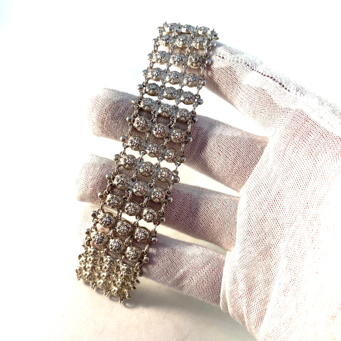 L.Gunnari, Finland year 1940 Vintage Solid Silver Bracelet.