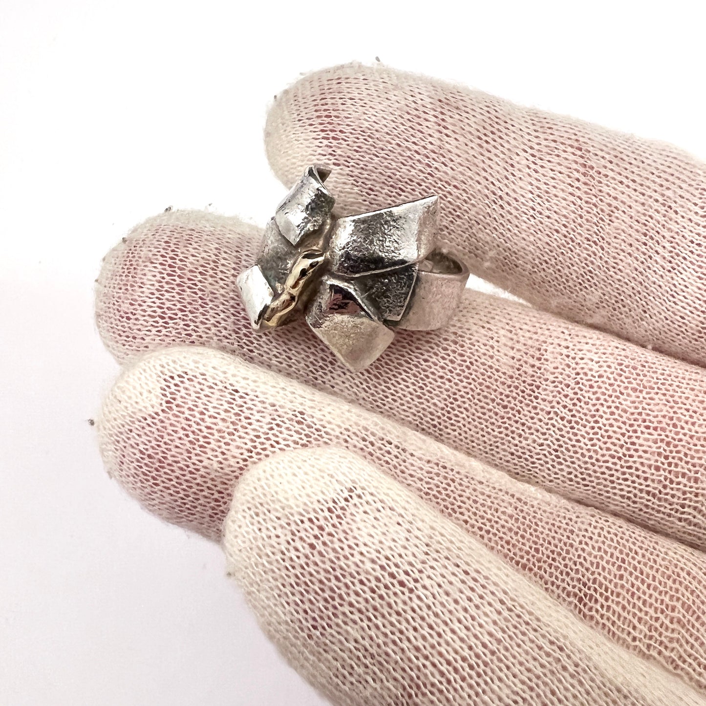 Jhw Design, Sweden 1989 Sterling Silver Ring.