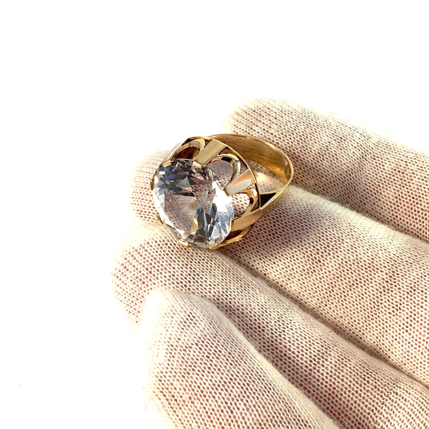 Kalevi Tolkki, Finland 1963. Bold 14k Gold Rock Crystal Ring.