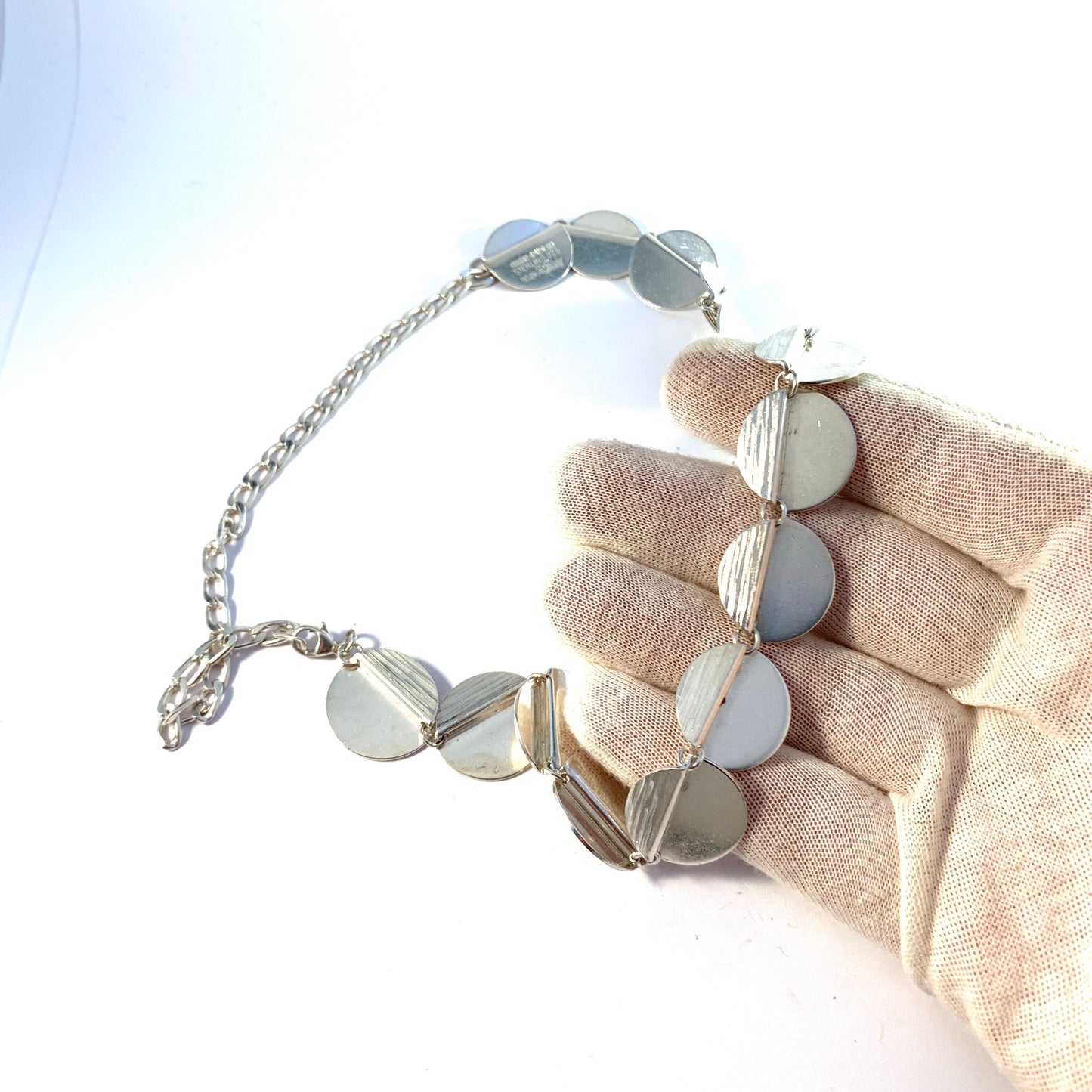 KE Palmberg、スウェーデン ALTON 社、1973 年。スターリング シルバーのネックレス。署名入り。