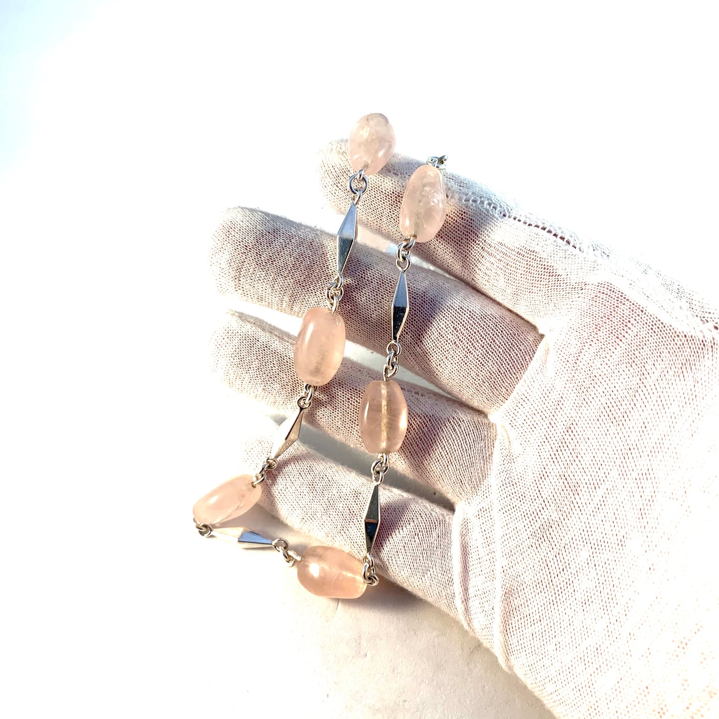 Arvo Saarela、スウェーデン 1966 ヴィンテージ スターリング シルバー ローズ クォーツ ネックレス。