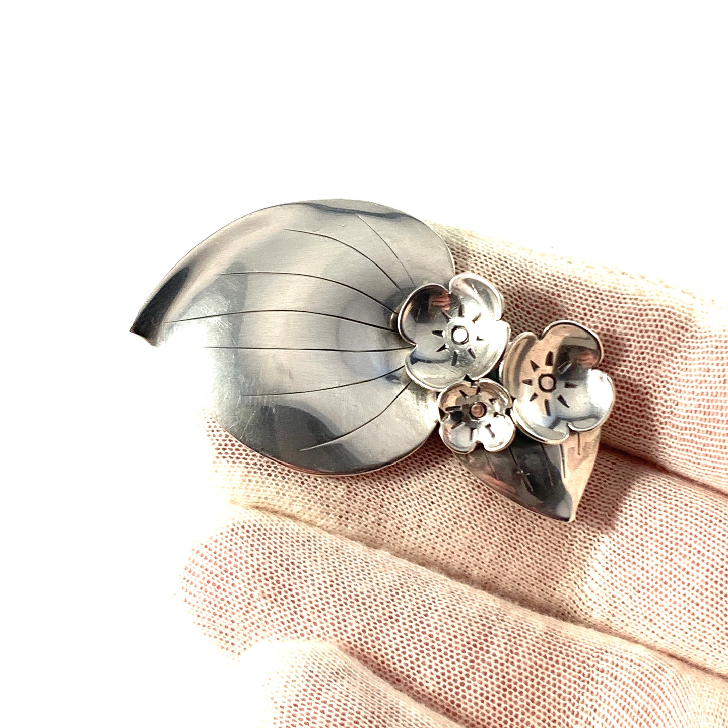 Michelsen, Stockholm year 1949. Sterling Silver Brooch.