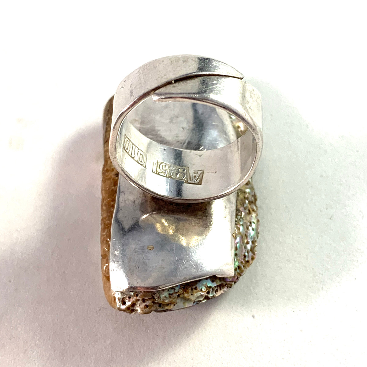 Västerås, Sweden Vintage Bold Sterling Silver Mother of Pearl Amethyst Ring.