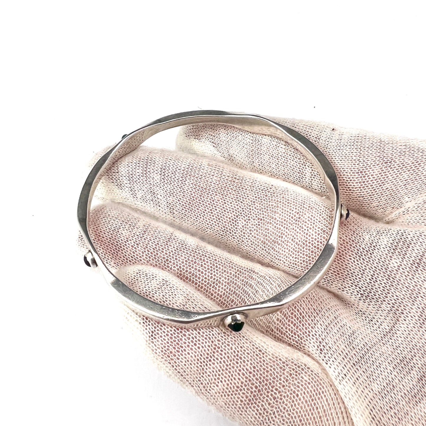 Arvo Saarela, Sweden 1959. Vintage Mid-century Sterling Silver Chrysoprase Moonstone Bangle
