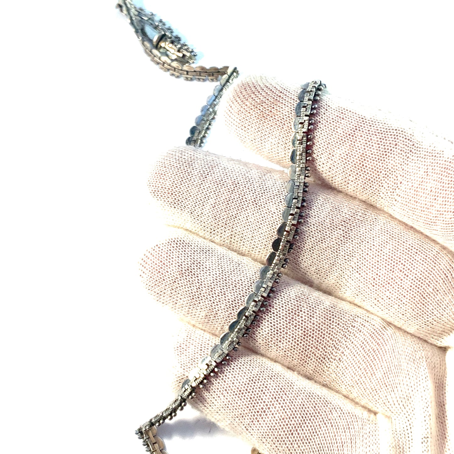 Vintage 1940-50s. Solid 830 Silver Necklace.