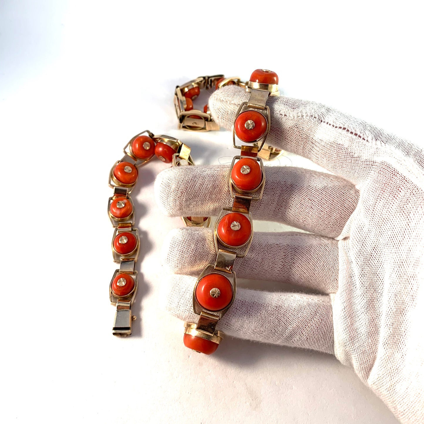 イタリアミッドセンチュリー14Kゴールドコーラルネックレス。4.8オンスの大きさ