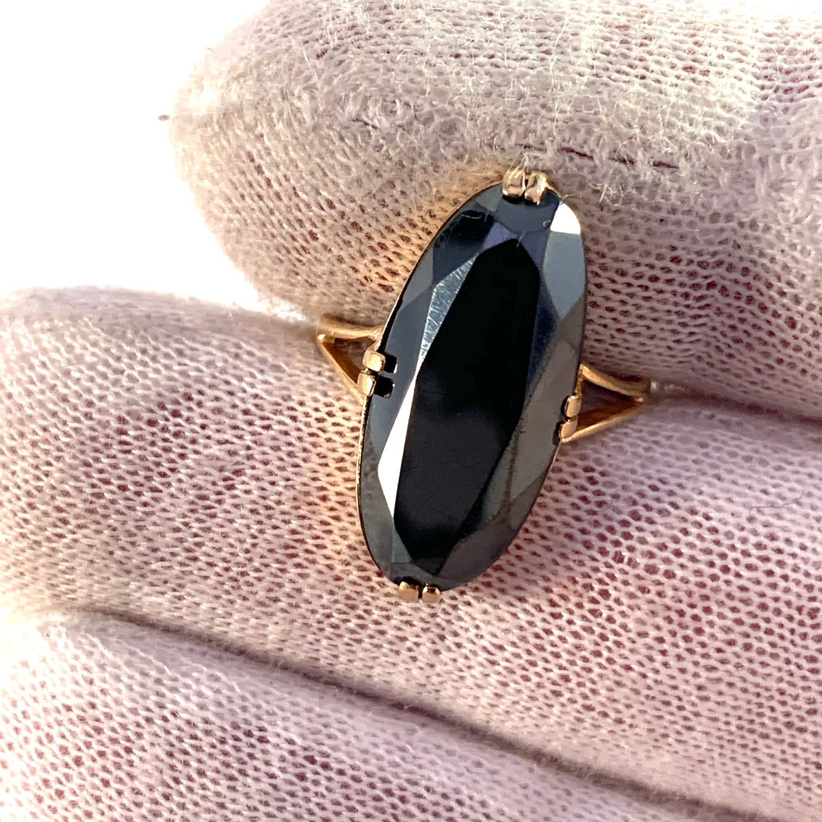 Johan Petersson, Stockholm 1930s Art Deco 18k Gold Onyx Ring.