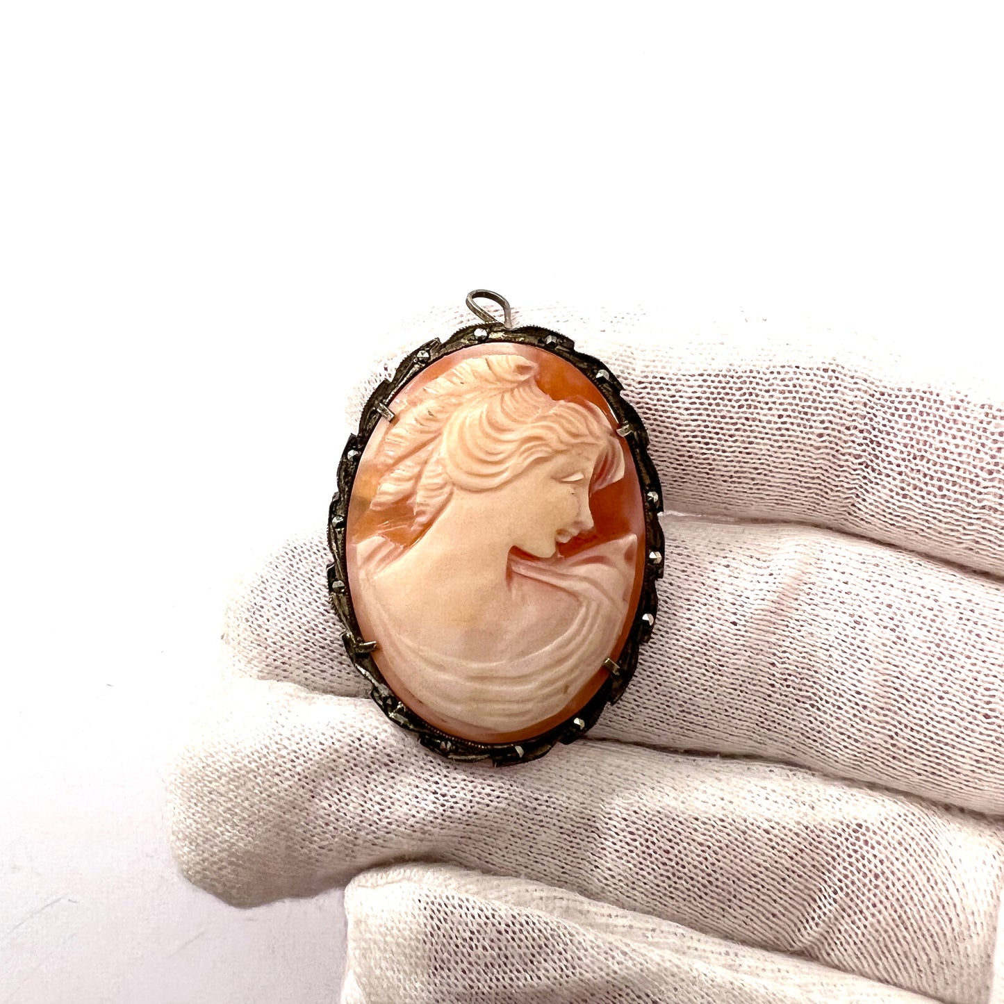 Vintage 1920-30s Solid 800 Silver Marcasite Cameo Brooch Pendant. Probably Italy.