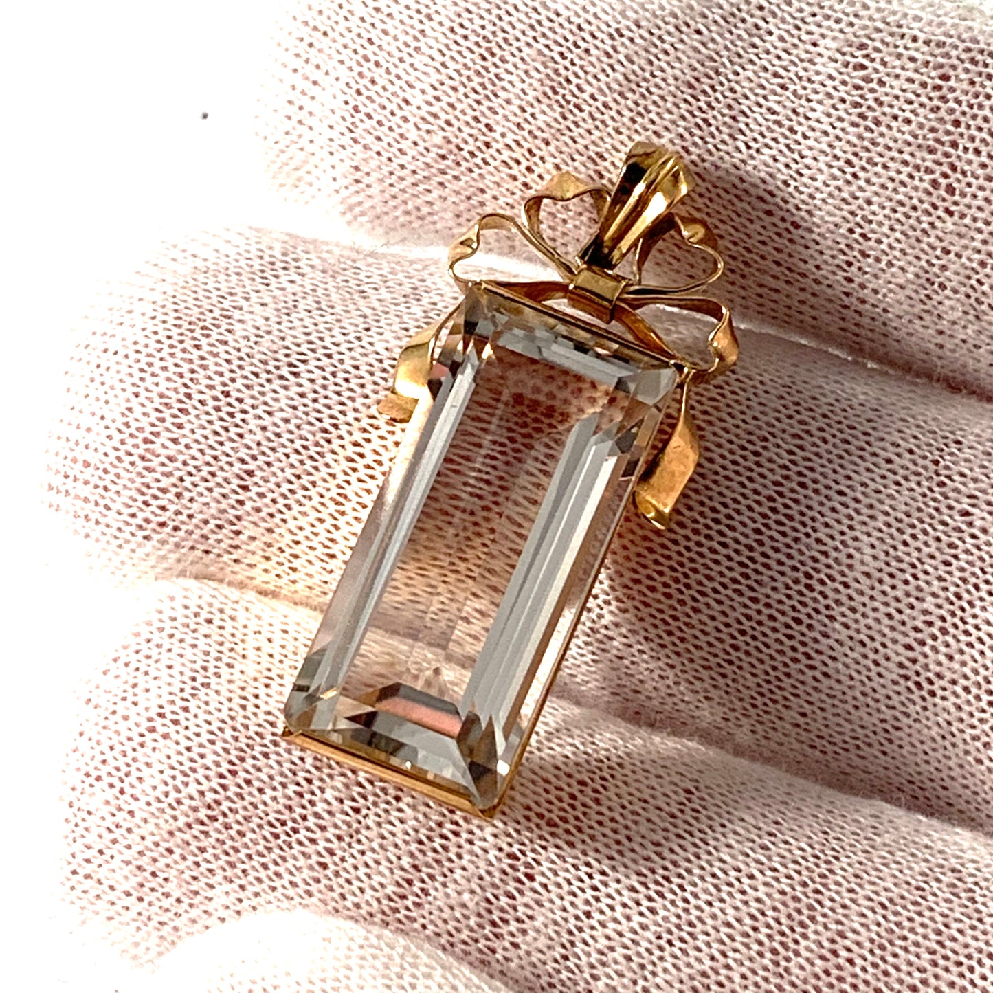 Stigbert for Heribert Engelbert, Stockholm 1945 18k Gold Rock Crystal Pendant.