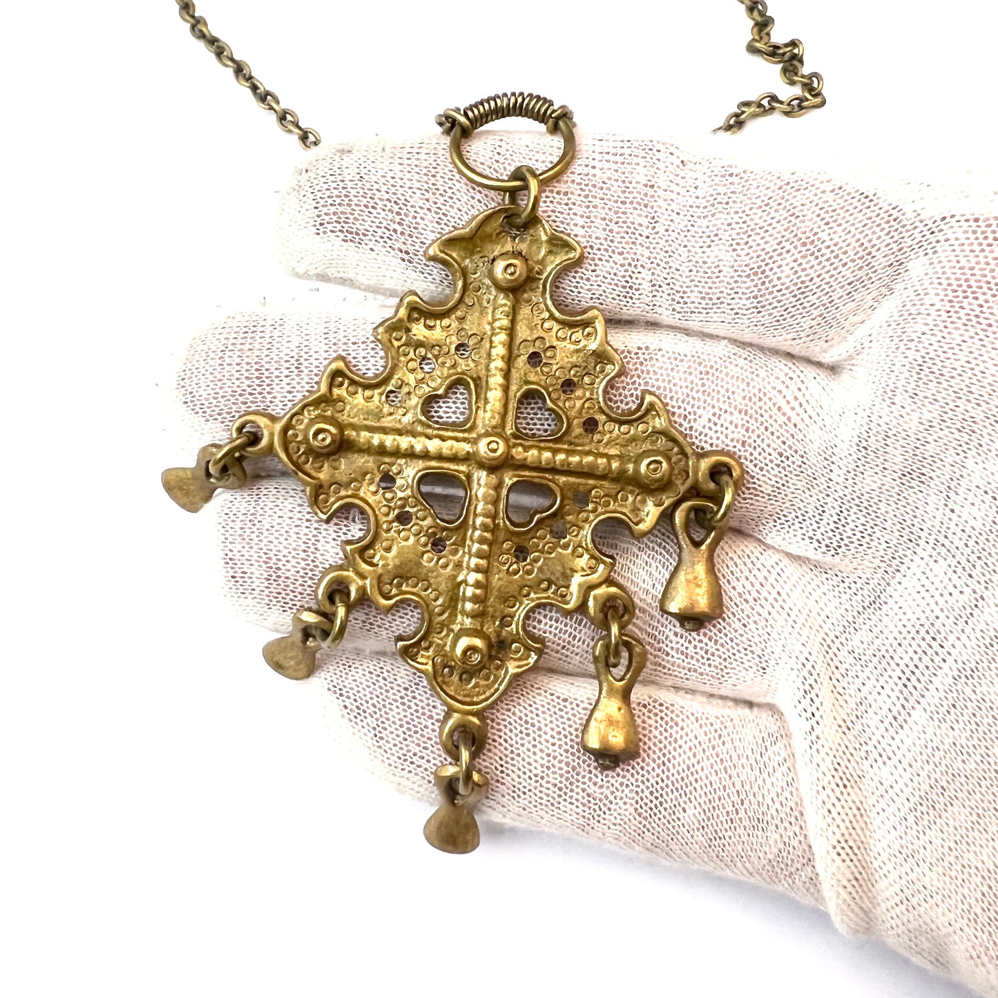 カレワラ・コル、フィンランド、1970 年代。大きなヴィンテージ ブロンズ ペンダント ネックレス。