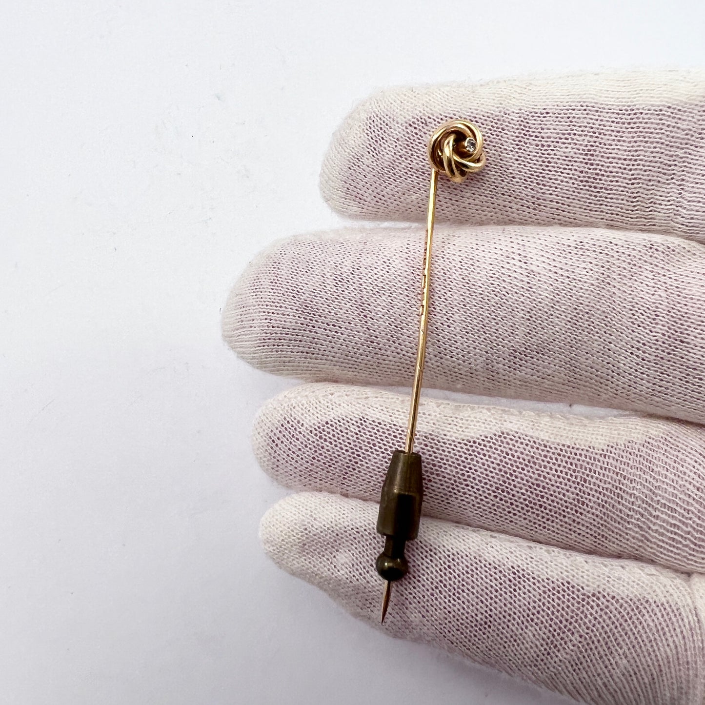 Ceson, Sweden year 1953. Vintage 18k Gold Pin.