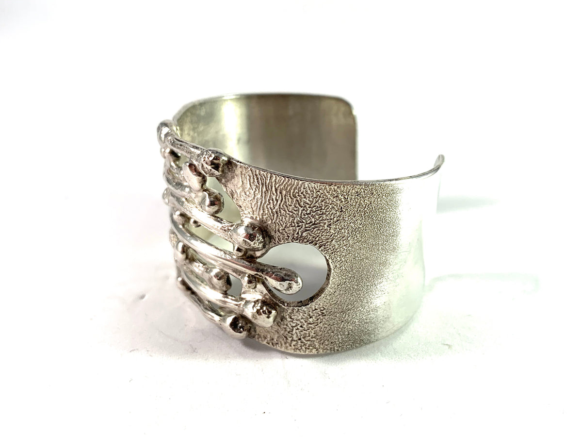 Isaac Cohen, Stockholm year 1970 Massive Sterling Cuff Bangle. Signed.