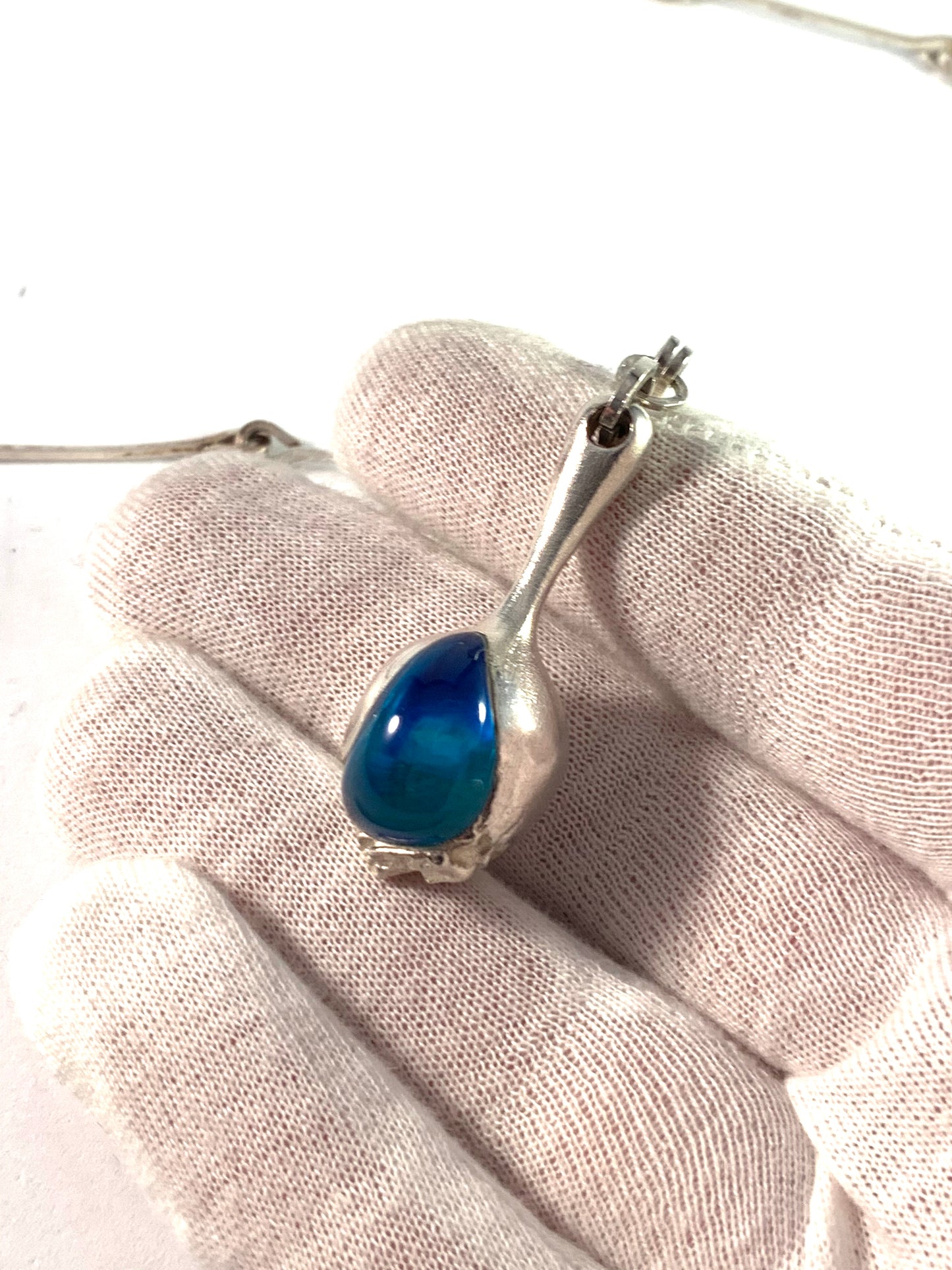 Weckström for Lapponia, year 1974 Nectaris Sterling Silver Acrylic Pendant Necklace.