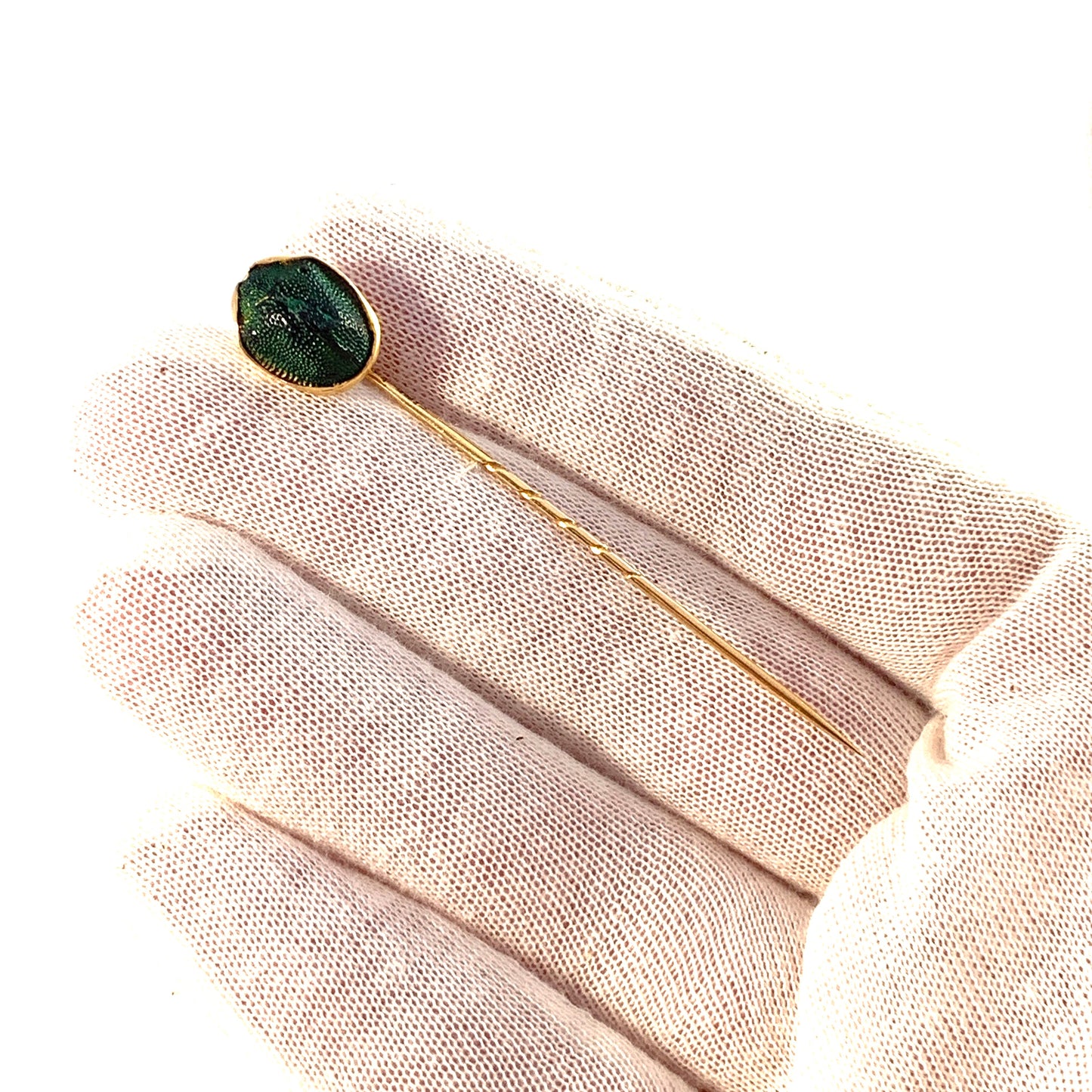 CG Hallberg, Stockholm 1905. Antique 18k Gold Scarab Pin.
