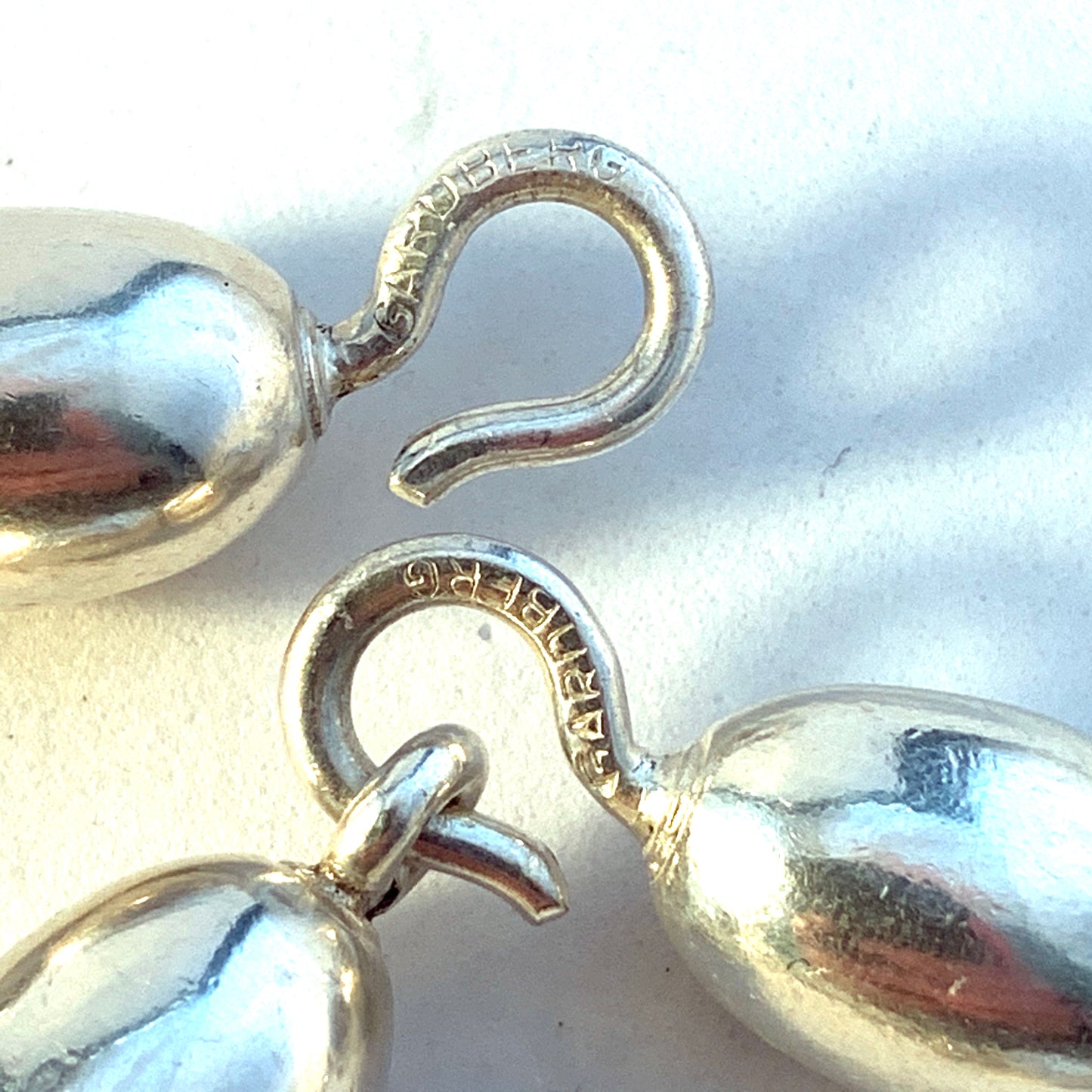 ベルテル・ガードベリのサイン入り、フィンランドのカレワラ・コル、1965年、巨大な6.56オンスのシルバーブレスレットとネックレス、または長めのネックレス