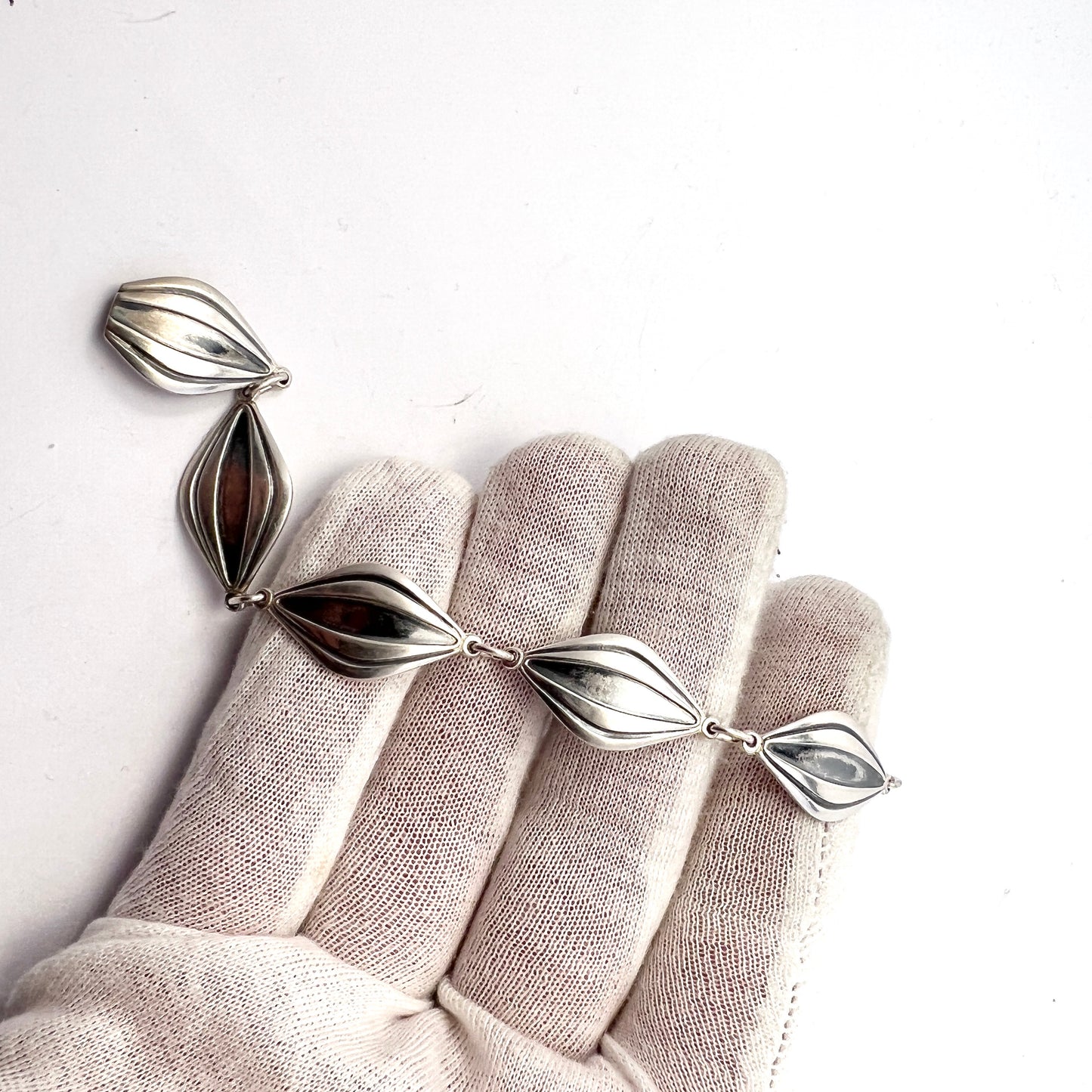 Victor Janson, Sweden 1962. Vintage Mid Century Modern Sterling Silver Bracelet.