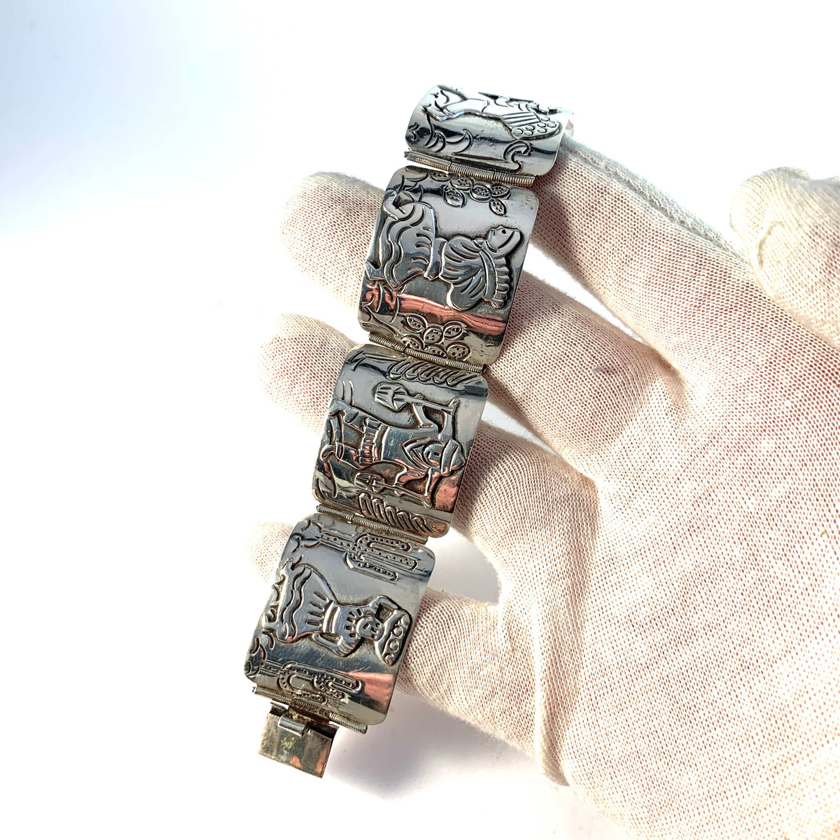 Maker EHP Mexico Vintage Mid Century Sterling Silver Bracelet.