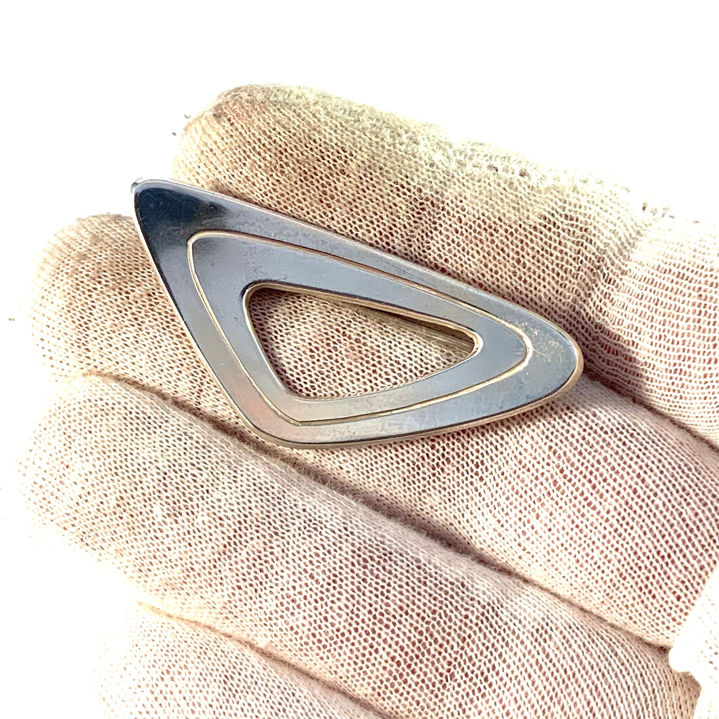 Persö, for Hedberg, Sweden 1961 Mid Century Modern Sterling Silver Brooch. Signed.