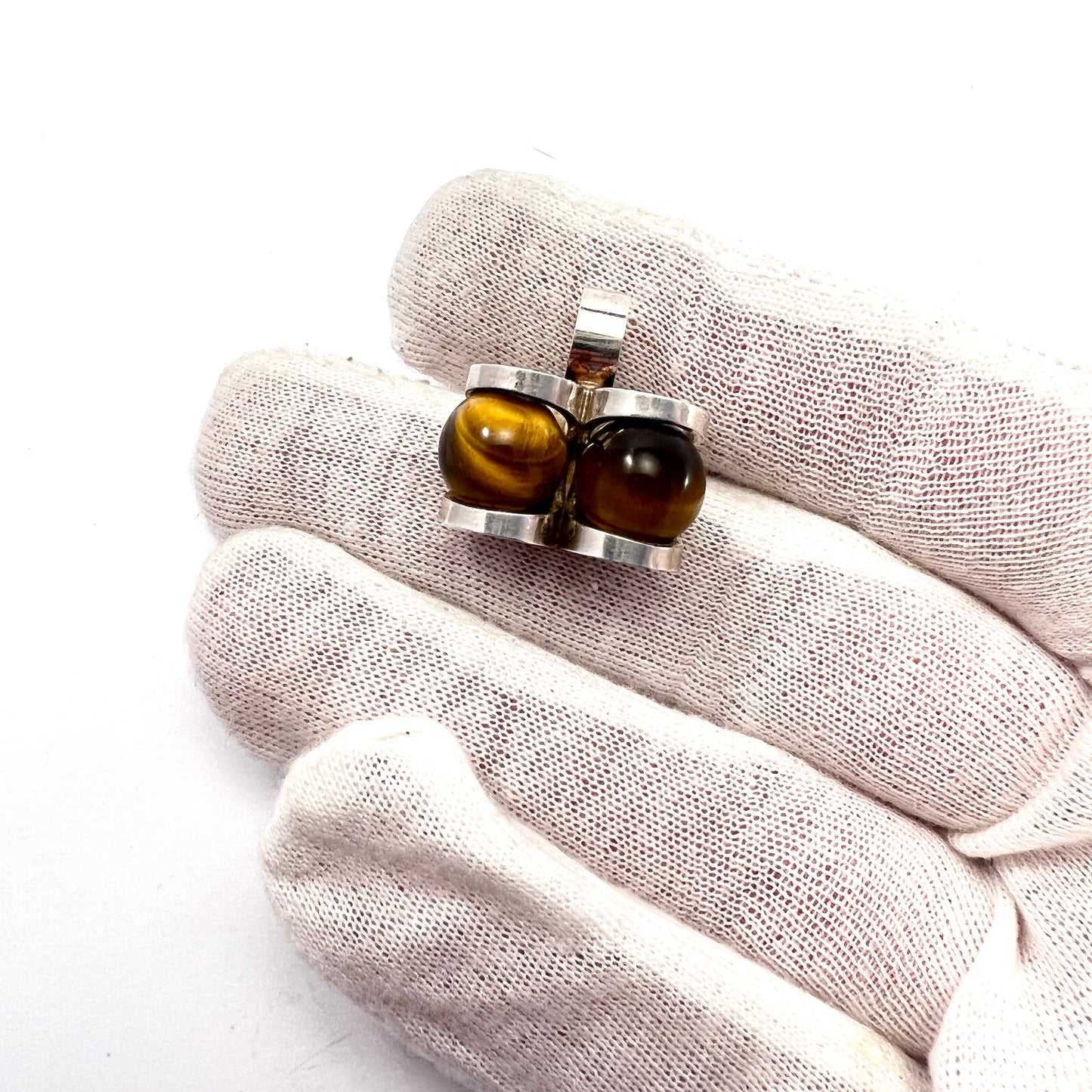 Elis Kauppi, Kupittaan Kulta Finland 1974. Sterling Silver Kinetic Tiger's Eye Pendant.
