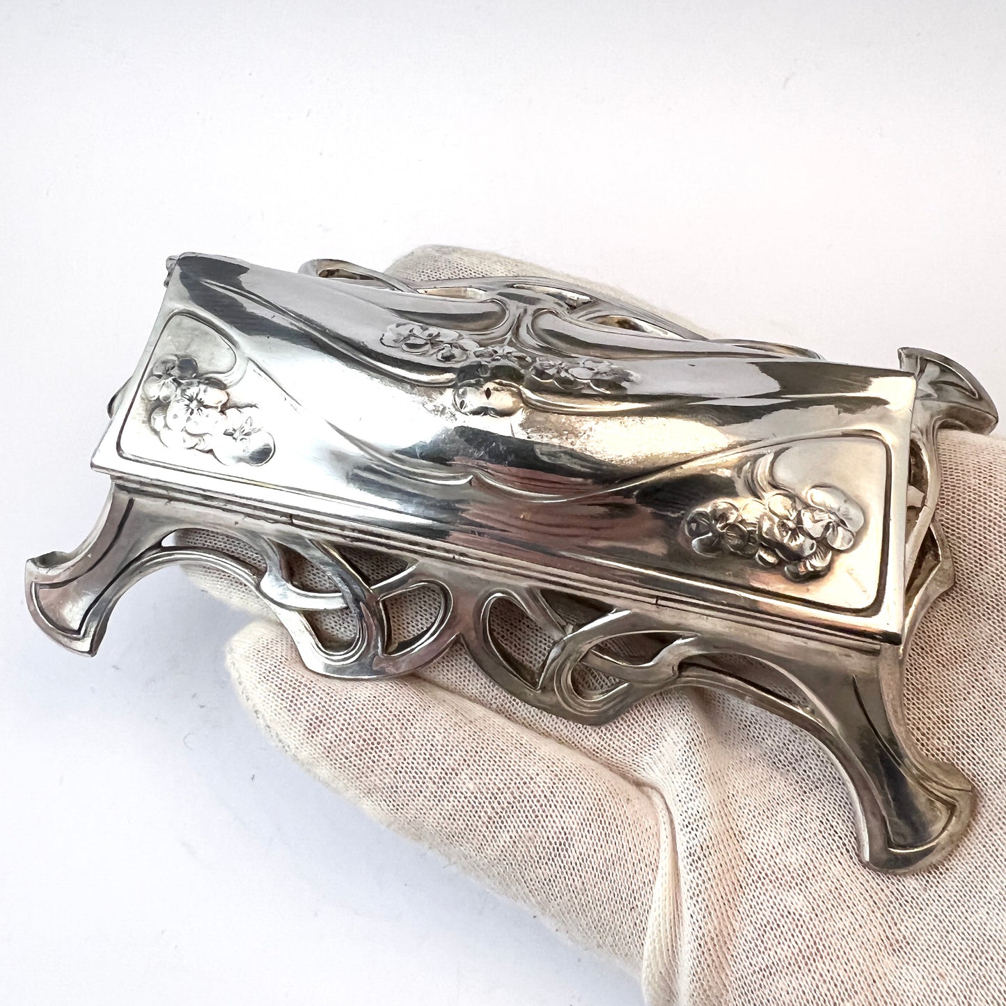 WMF Wurttembergische Metallwarenfabrik, Germany Art Nouveau Stamp Box.