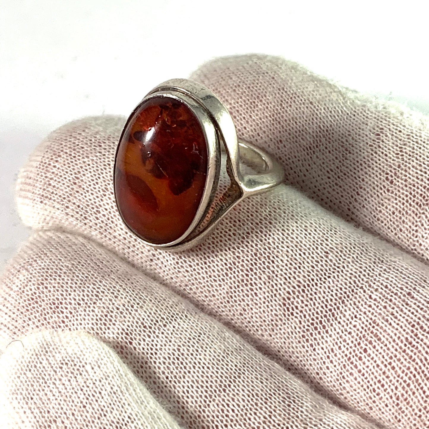 Einer Fehrn, Denmark 1960s 830 Silver Baltic Amber Ring.