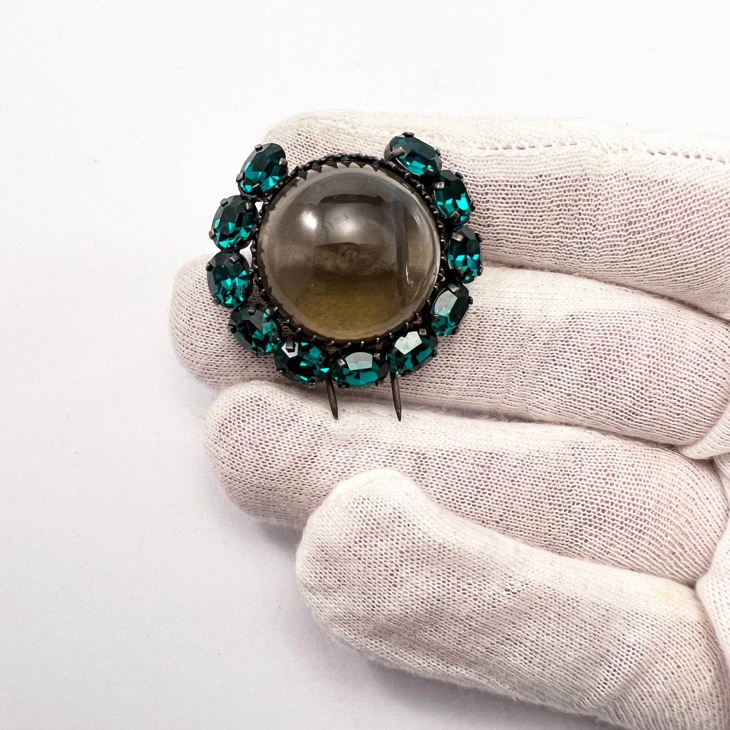 France. Vintage c 1930s Marked Depose Costume Jewelry Fur Dress Clip