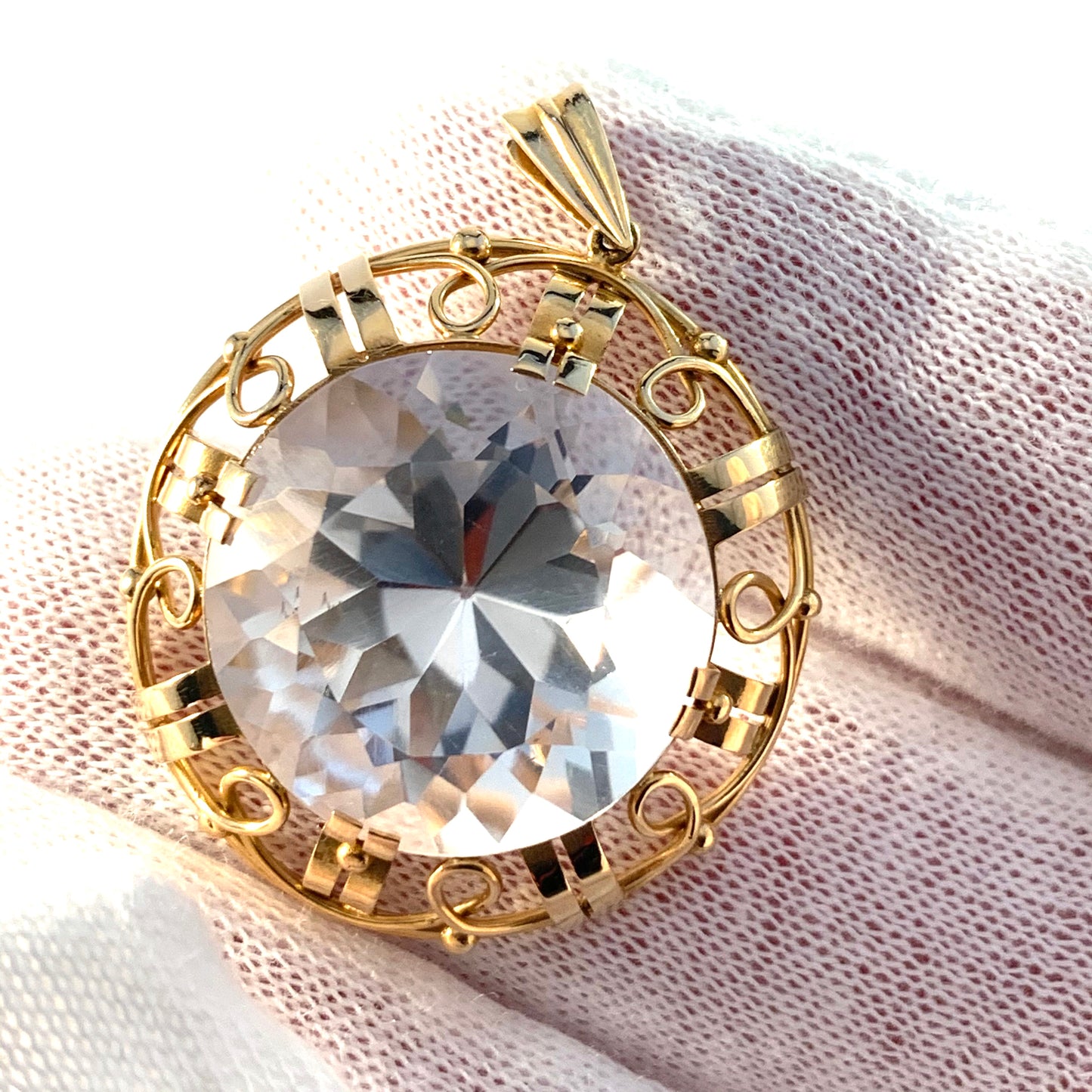 Heribert Engelbert, Stockholm 1948 Mid Century 18k Gold Rock Crystal Pendant.