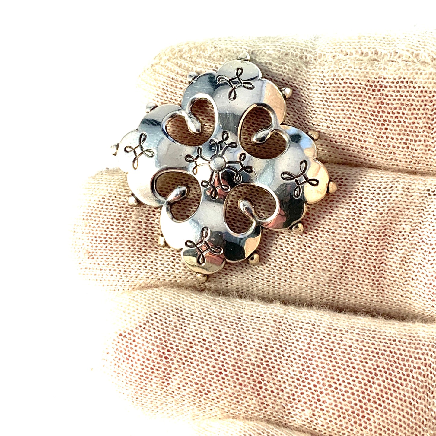 Kalevala Koru, Finland 1966. Vintage Sterling Silver Brooch.