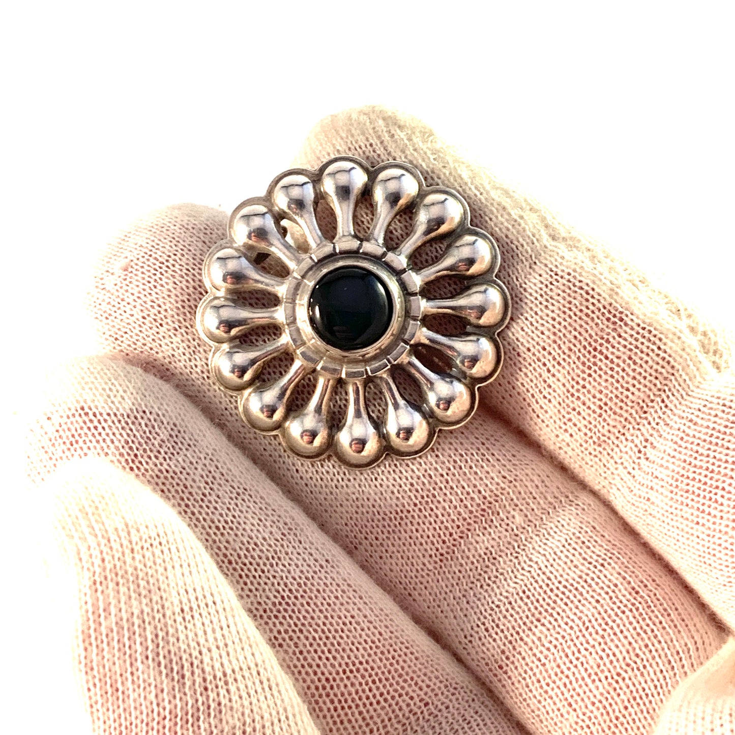 Kalevala Koru, Finland 1974. Vintage Sterling Silver Labradorite Brooch.