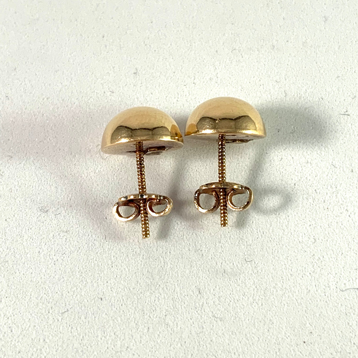Uno A Erre, Italy 1944-64 Mid Century 18k Gold Stud Earrings.