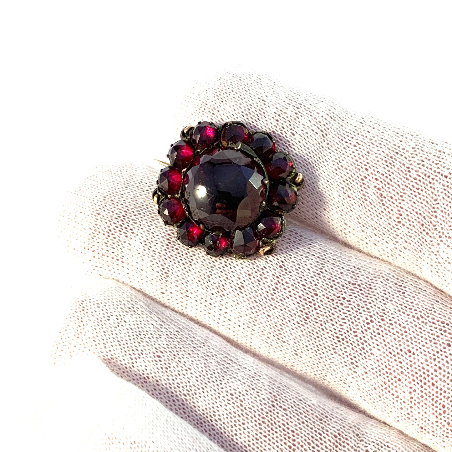 Antique Victorian Bohemian Garnet Gilt Metal Brooch.