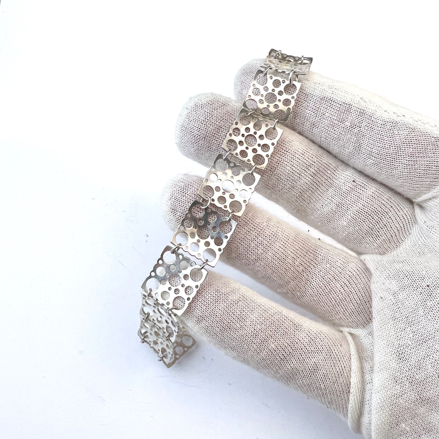 Liisa Vitali for N Westerback Finland 1972 Vintage Sterling Silver Bracelet. Design Pitsi