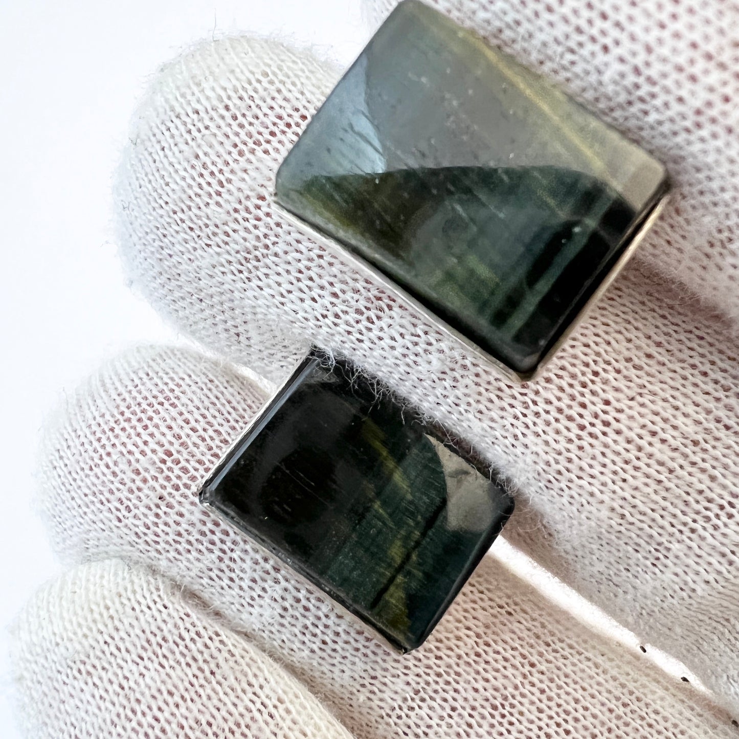 Turun Hopea Finland 1966. Vintage Solid Silver Spectrolite Cufflinks.