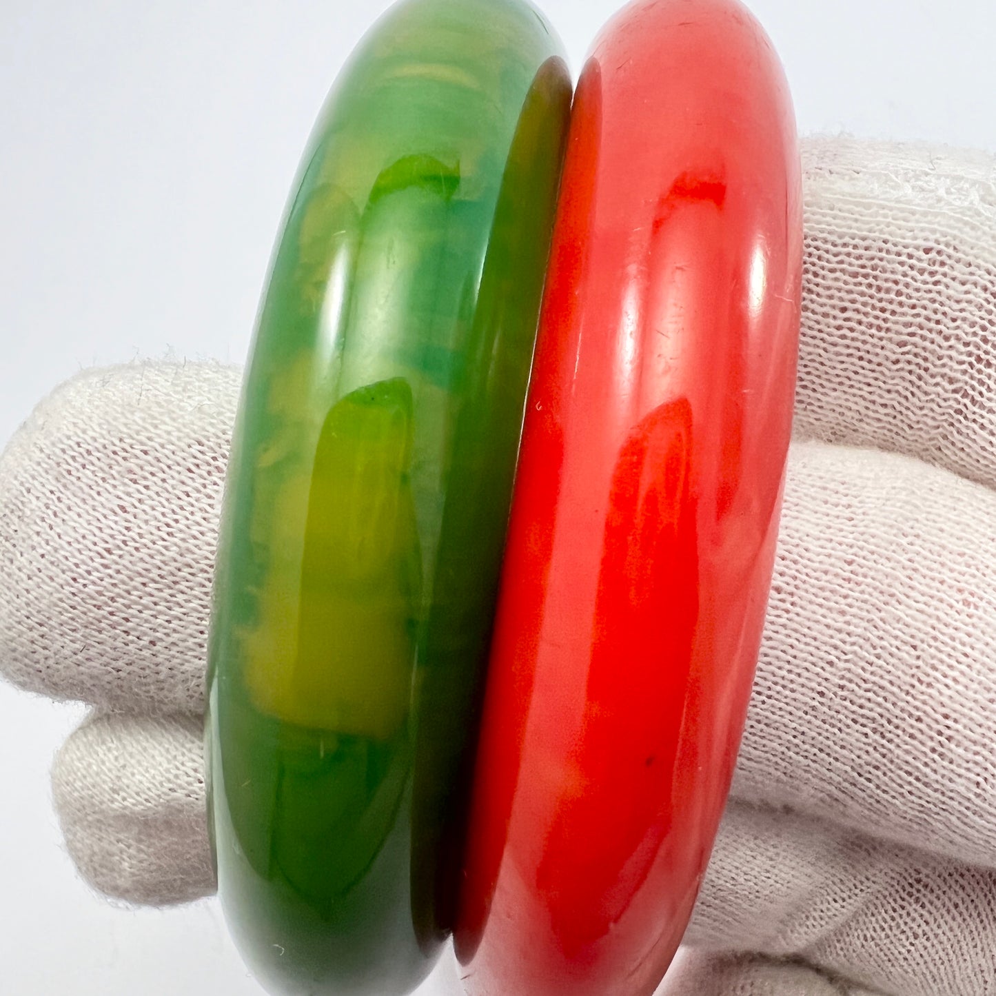 Pair of Exhibition Provenance 1930-40s Red Green Bakelite Bangles