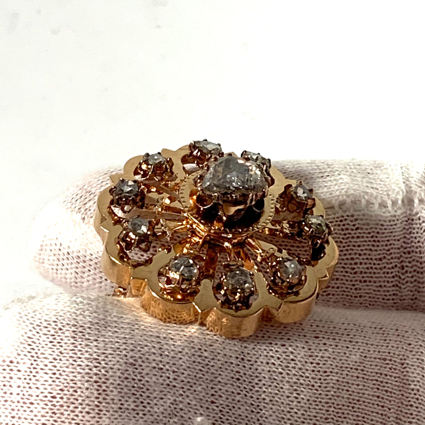 France c 1890 18k Gold Rose Cut Diamond Belle Epoque Brooch