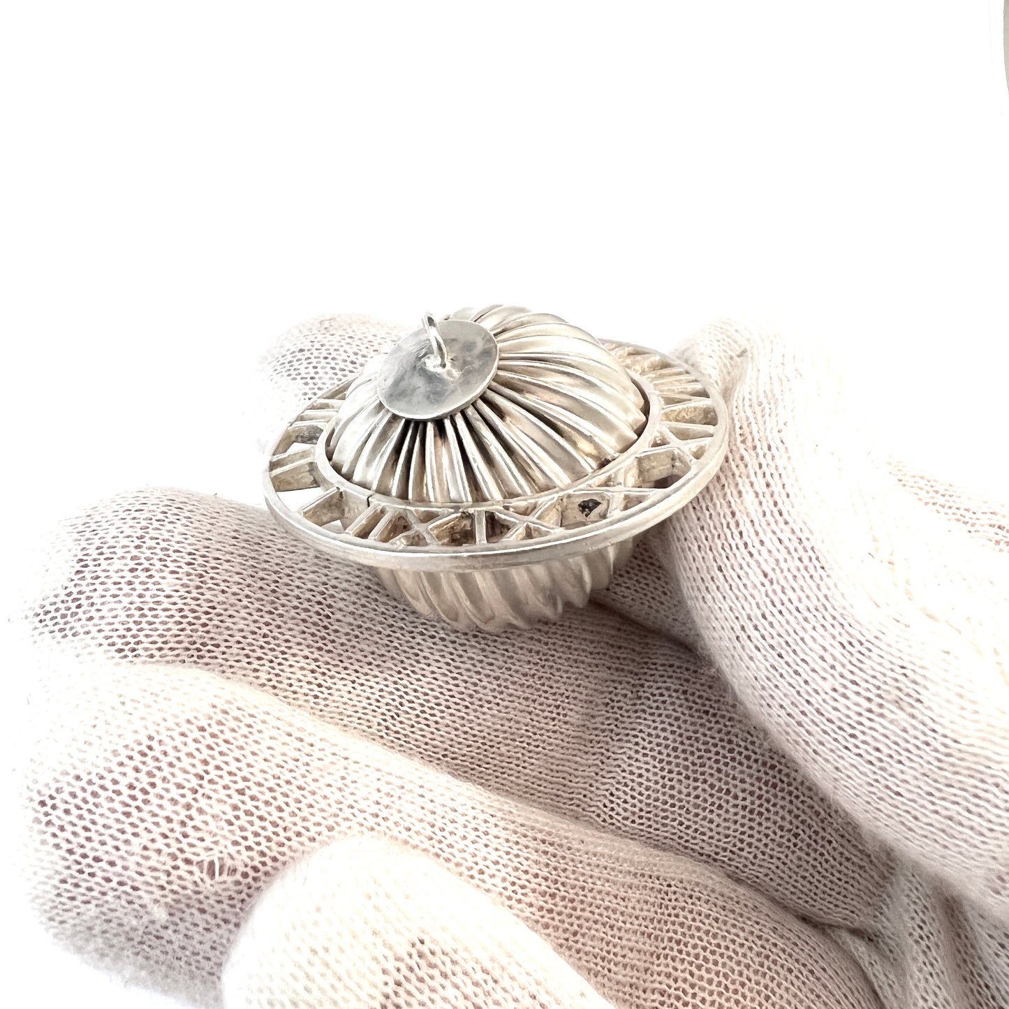 Danecraft、米国。ヴィンテージ ミッドセンチュリー スターリング シルバー ペンダント。