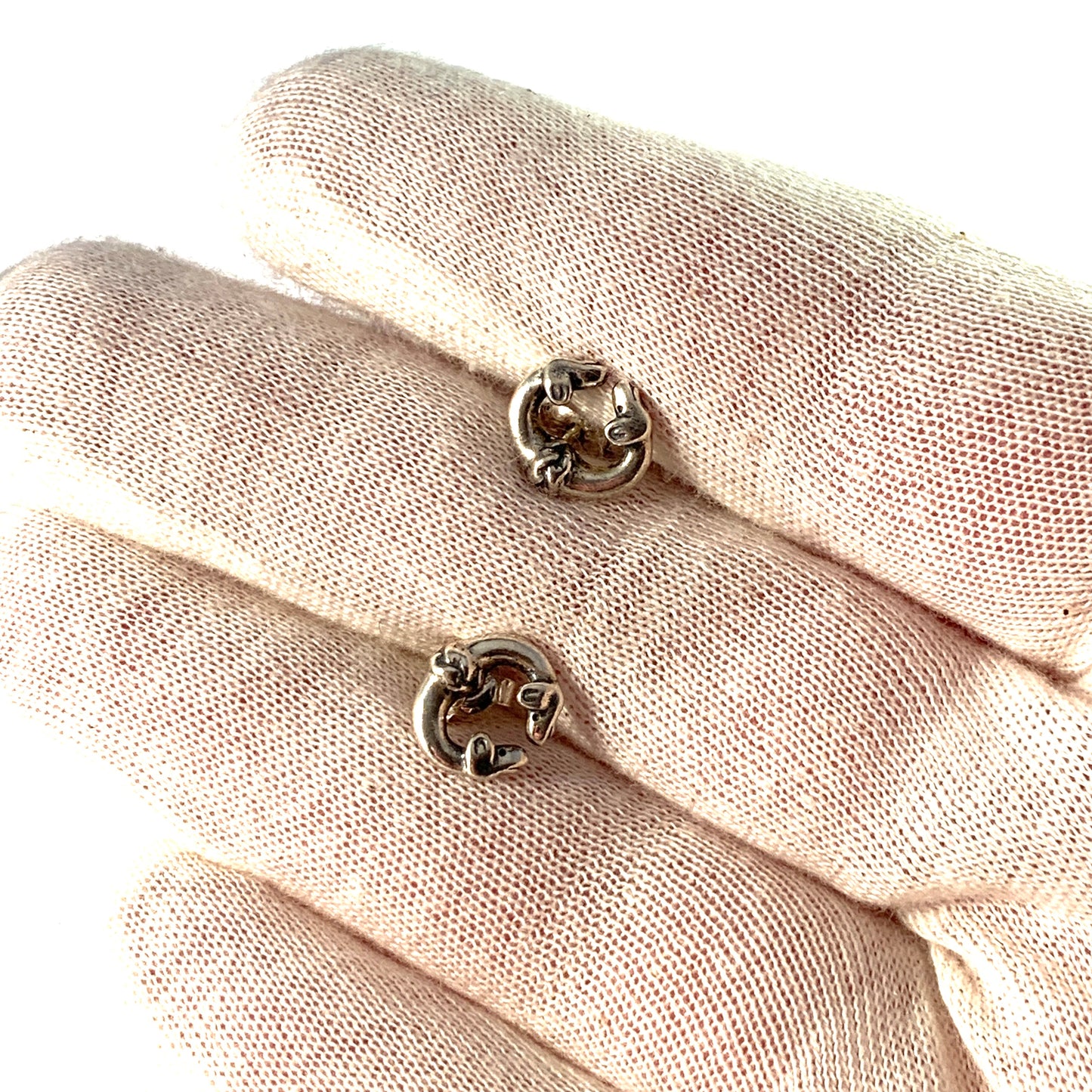 カレワラ・コル、フィンランド。ヴィンテージスターリングシルバーのスタッドピアス。デザイン ヒルヴェンパー (ヘラジカ)