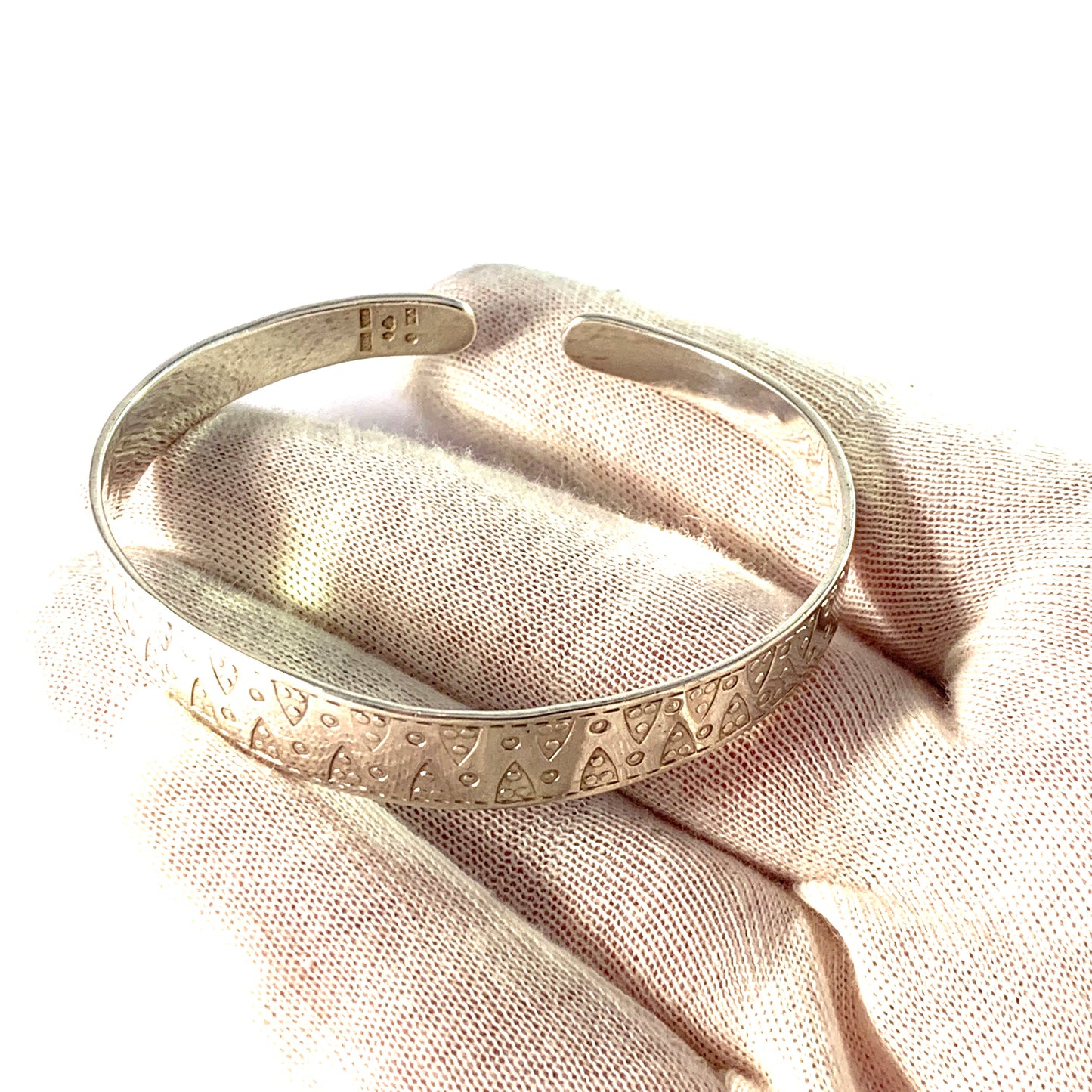 Victor Mossberg, Sweden year 1989 Sterling Silver Viking Copy Bangle Bracelet