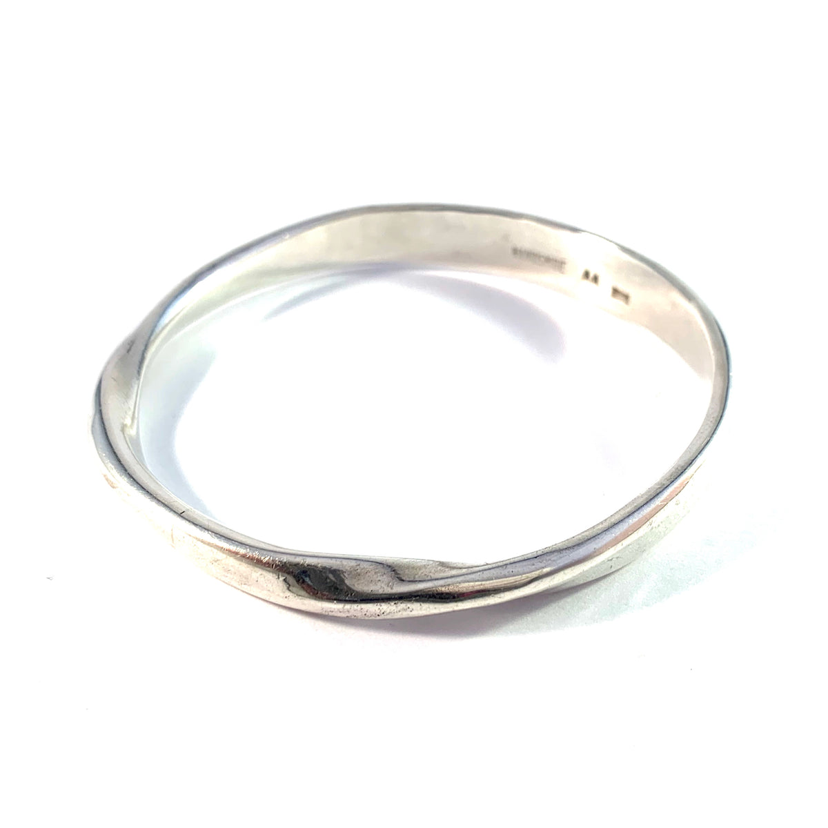 Arvo Andersson, Sweden 1970s Hand Wrought Sterling Silver Bangle Bracelet