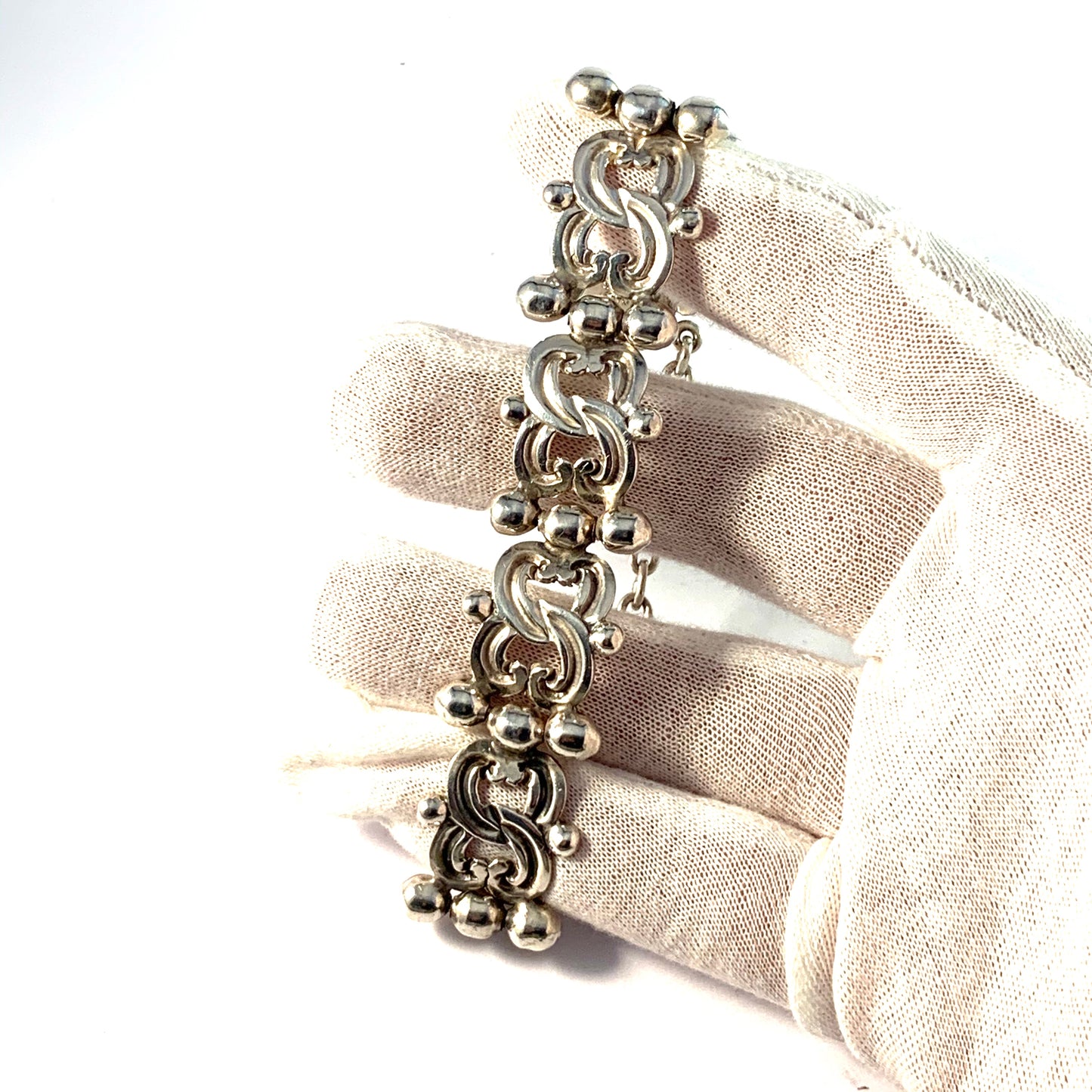 Maximiliano Mondragon, Taxco Mexico 1950s Sterling 980 Silver Bracelet.