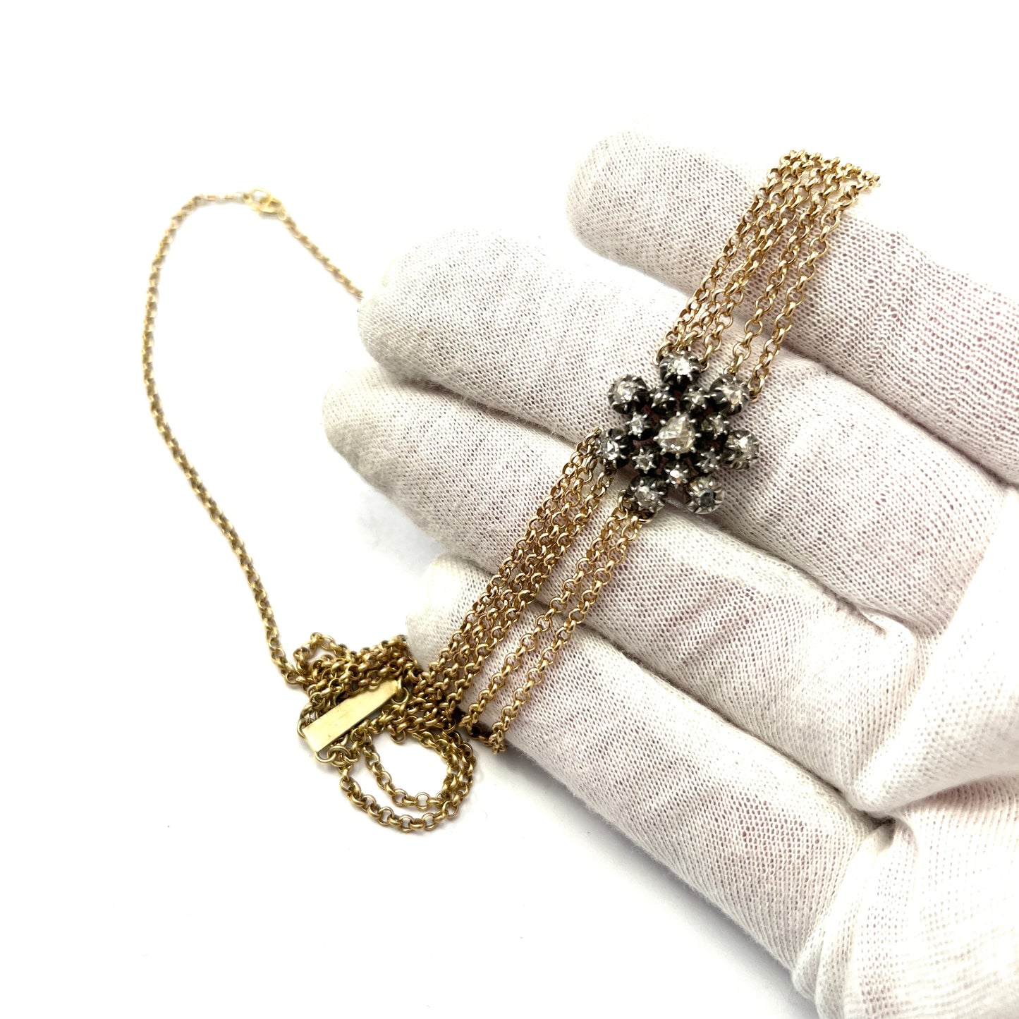 アンティーク 18K ゴールド ローズカット ダイヤモンド クラスター エスクラベージ ネックレス。1900 年代初期。25.2 グラム