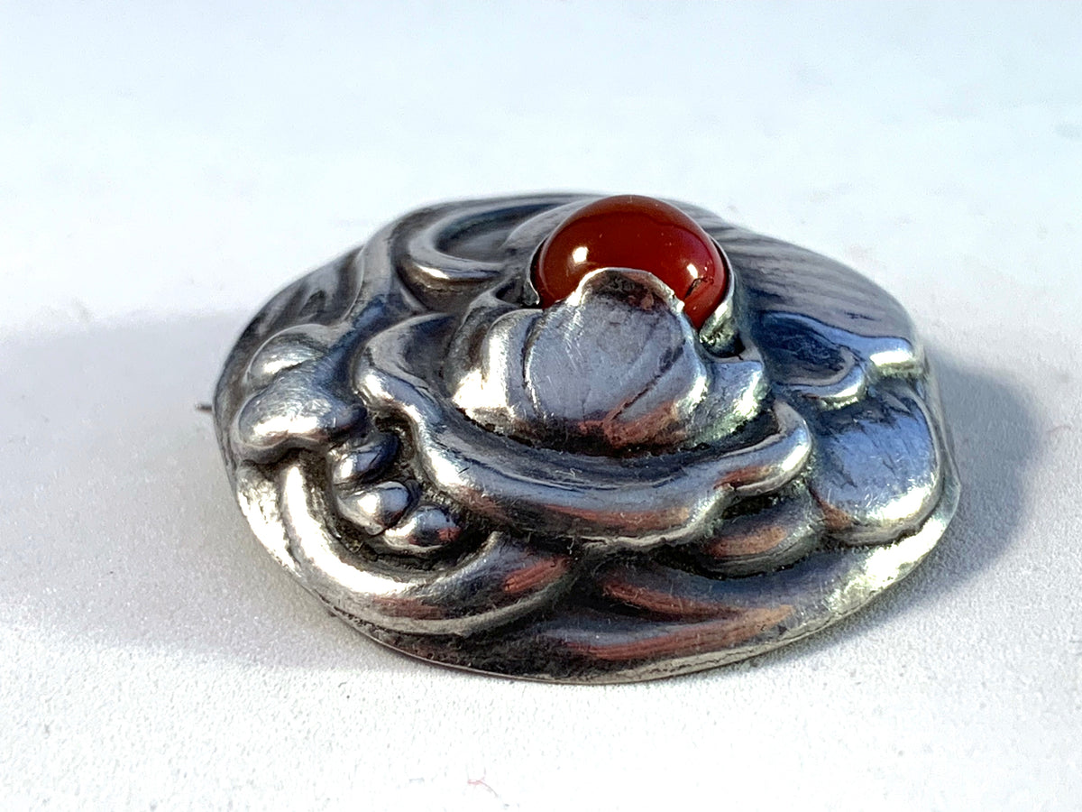 Bernhard Hertz, Copenhagen 1918 Antique Arts and Crafts Skonvirke 836 Silver Carnelian Brooch.