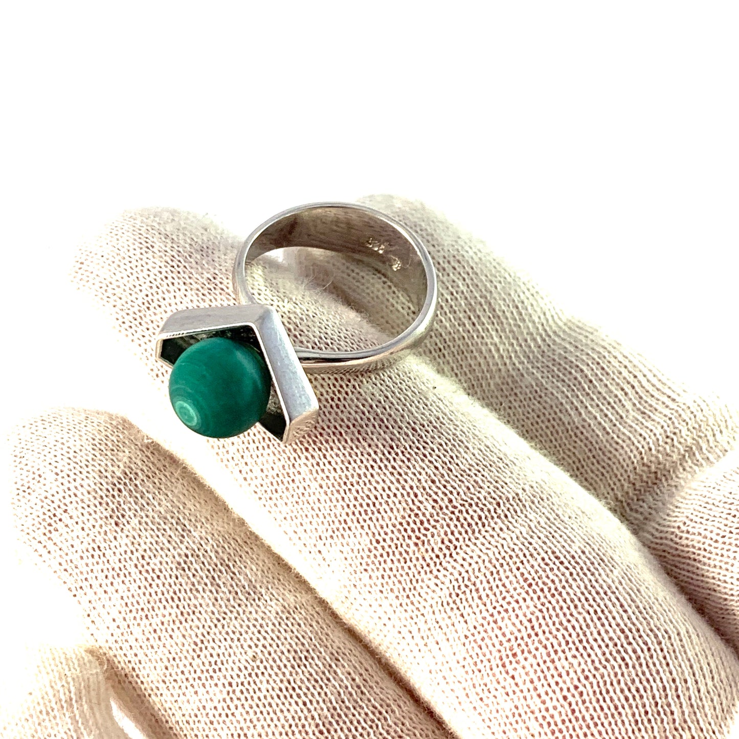 Germany / Austria 1960s. Solid Silver Malachite Modernist Ring. Makers' Mark.