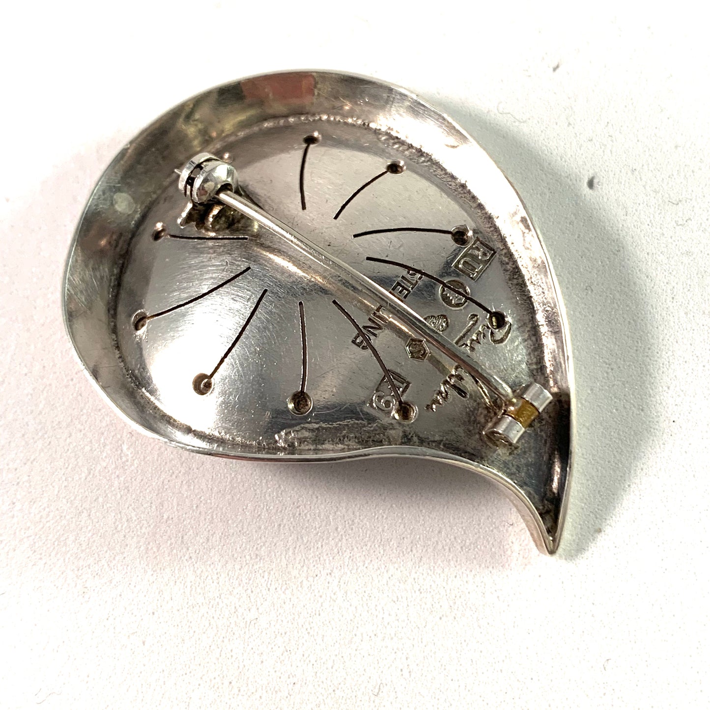 Rey Urban, Sweden 1956 Mid Century Modern Sterling Brooch.