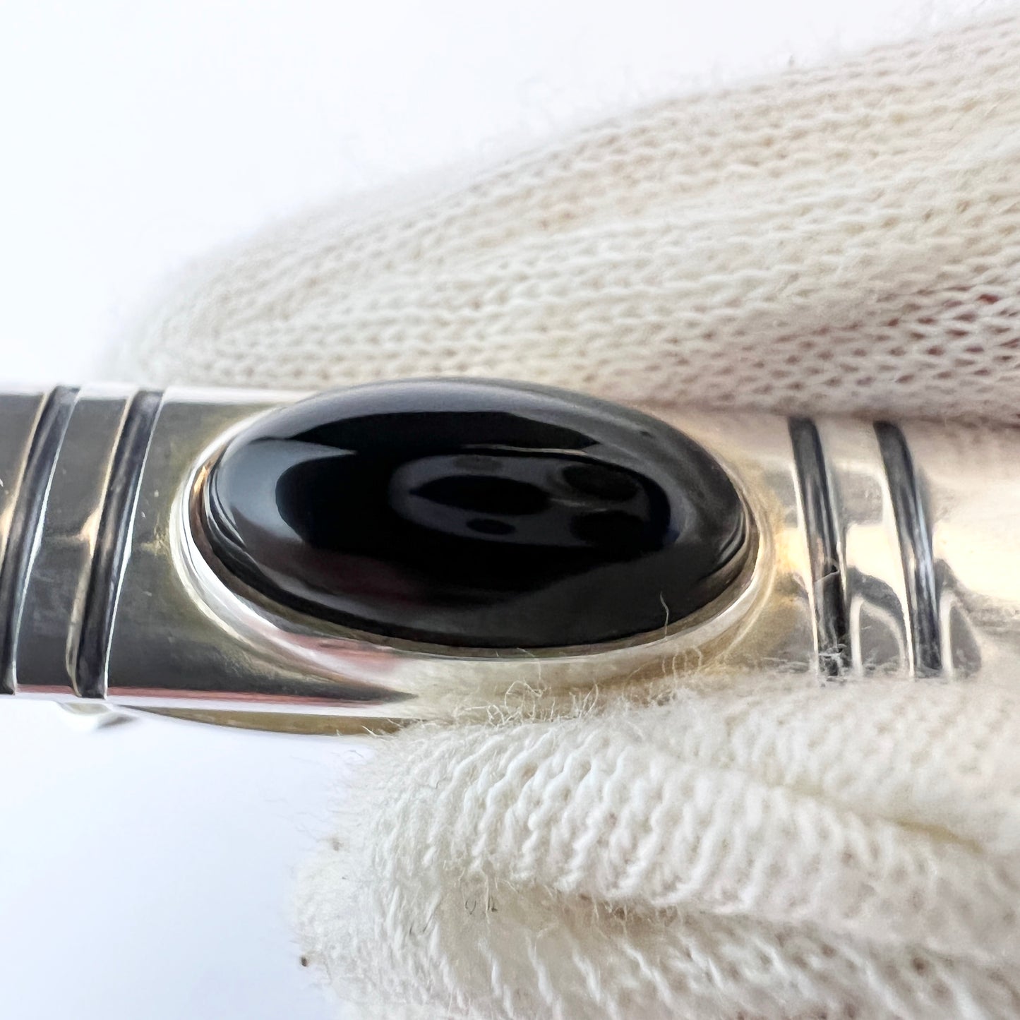 Elis Kauppi, Kupittaan Kulta Finland 1962. Solid Silver Onyx Tie Clip.