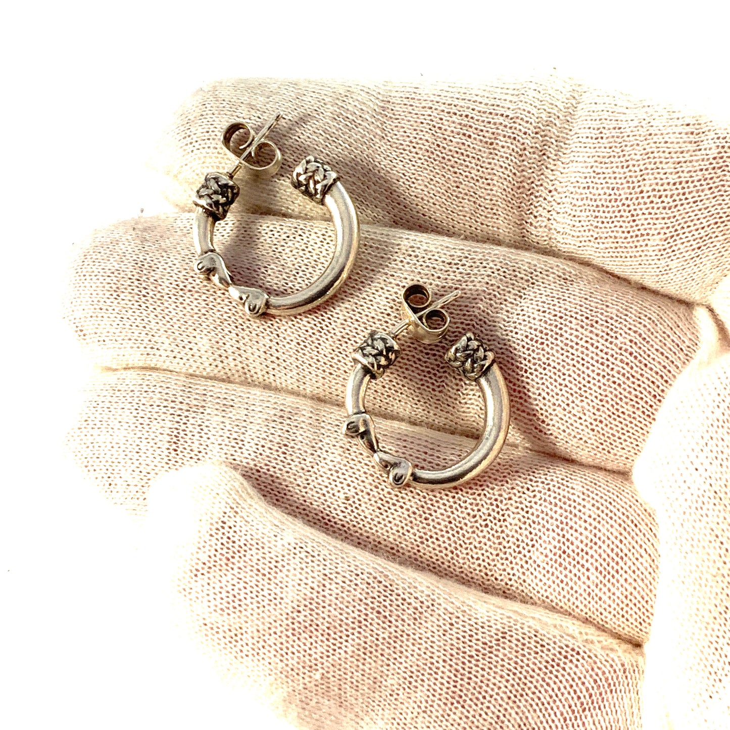 Kalevala Koru, Finland. Vintage Sterling Silver Earrings. Design: Hirvenpää (Elk)