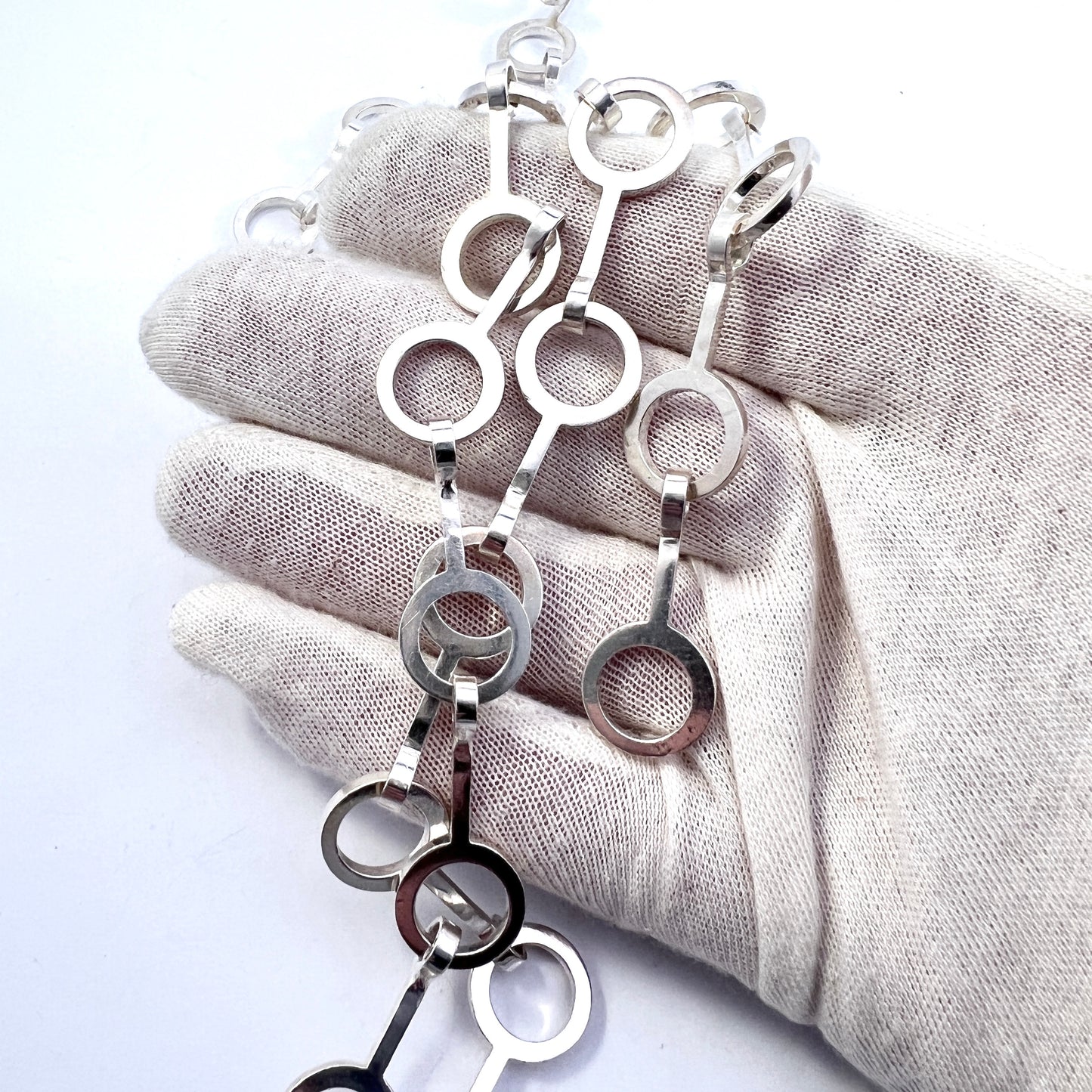 Jorma Laine for Kultateollisuus, Finland 1966. Vintage Sterling Silver Long Necklace. Rare.
