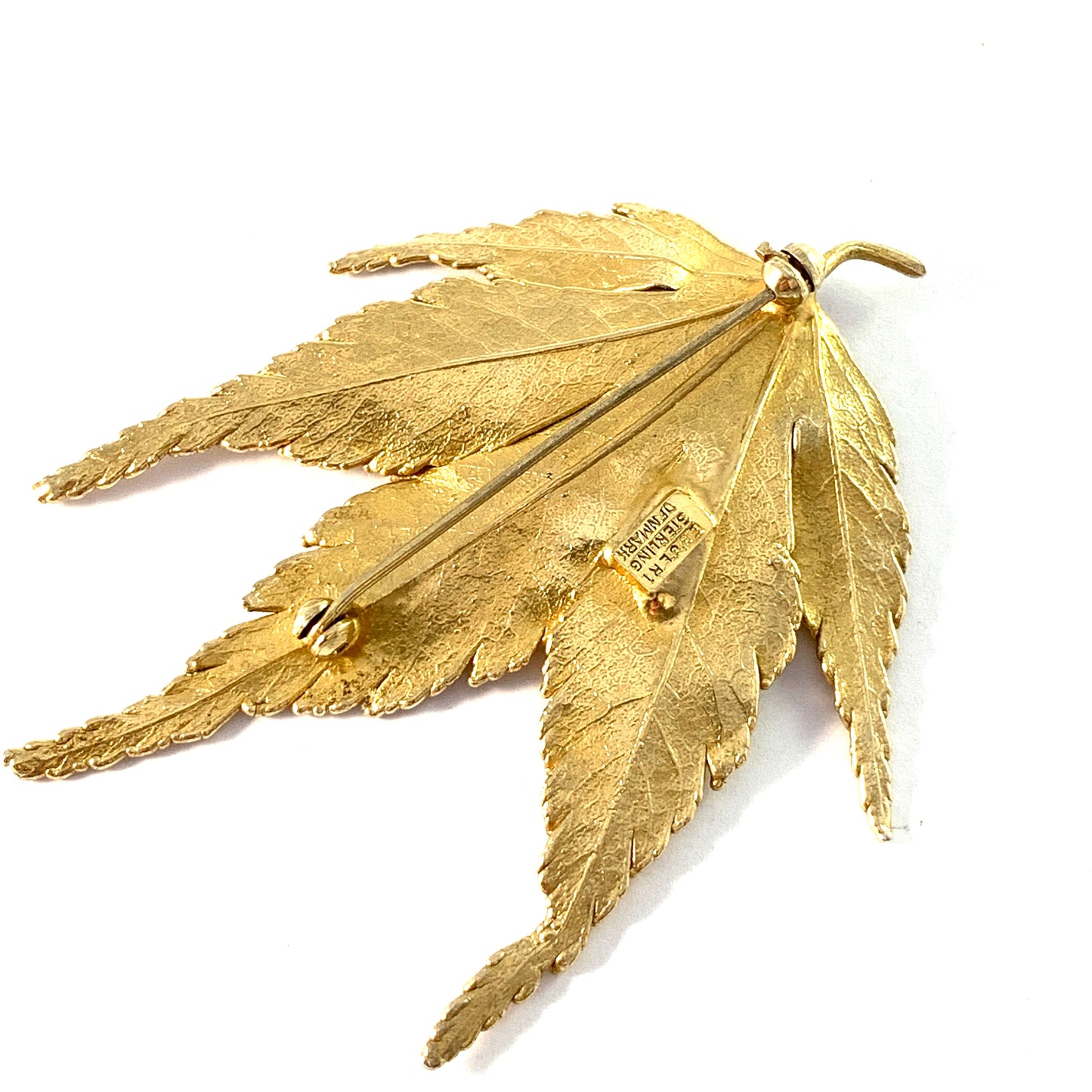 Flora Danica, Denmark 1963-74. Large Gilt Sterling Silver Brooch.