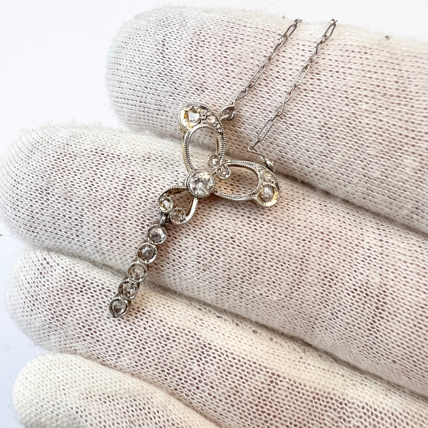 France c 1900. Belle Époque Platinum 18k Gold Diamond Pendant Necklace.